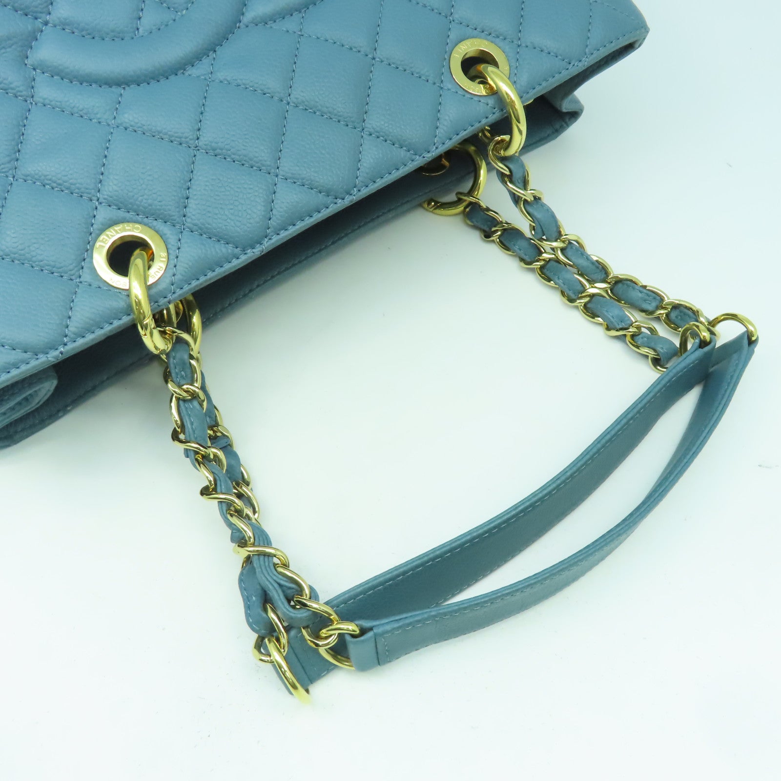CHANEL 【激減優惠】Caviar皮革Shoulder Bag金扣鏈帶肩背袋藍色