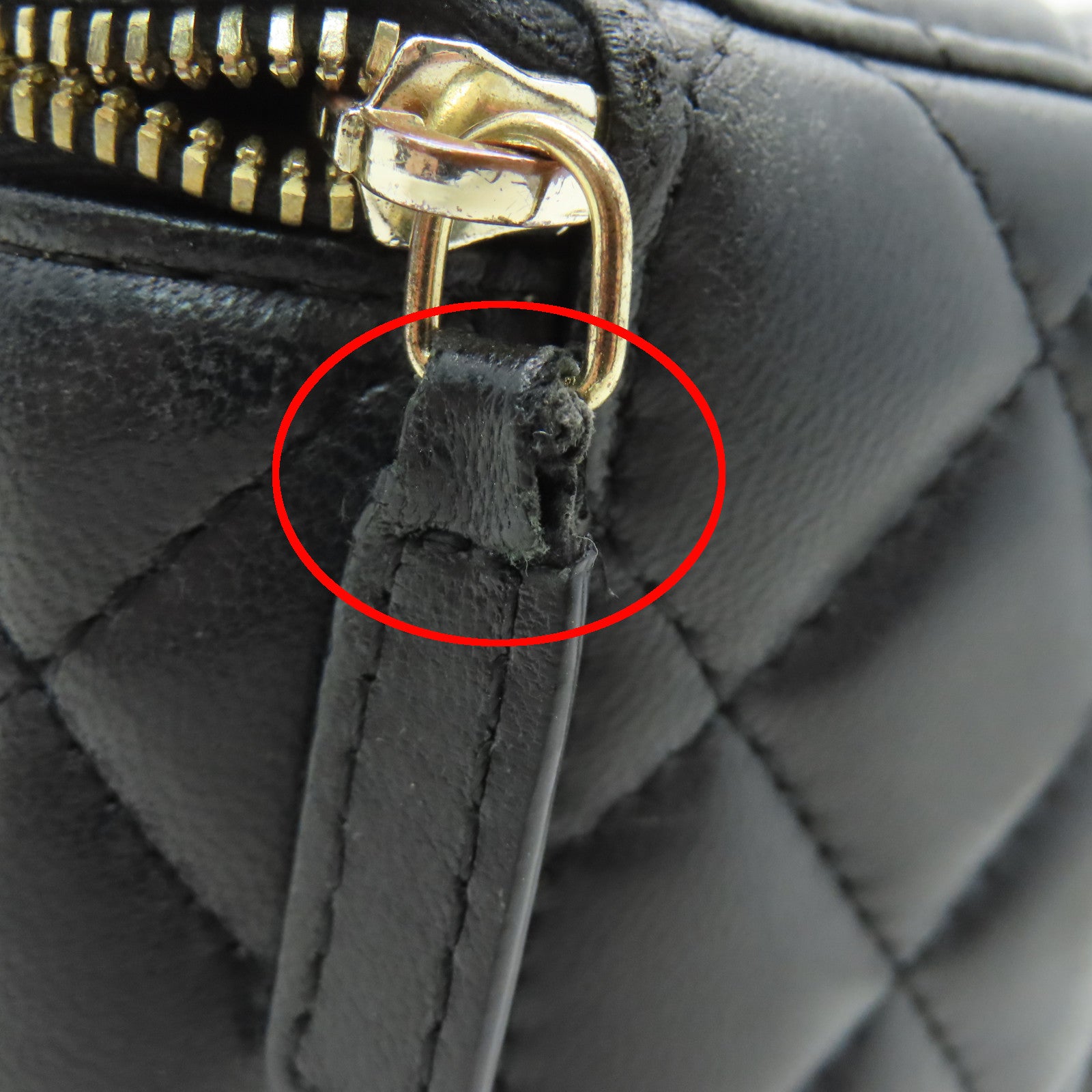 CHANEL 菱格羊皮皮革Chain Shoulder金扣鏈帶肩背袋黑色