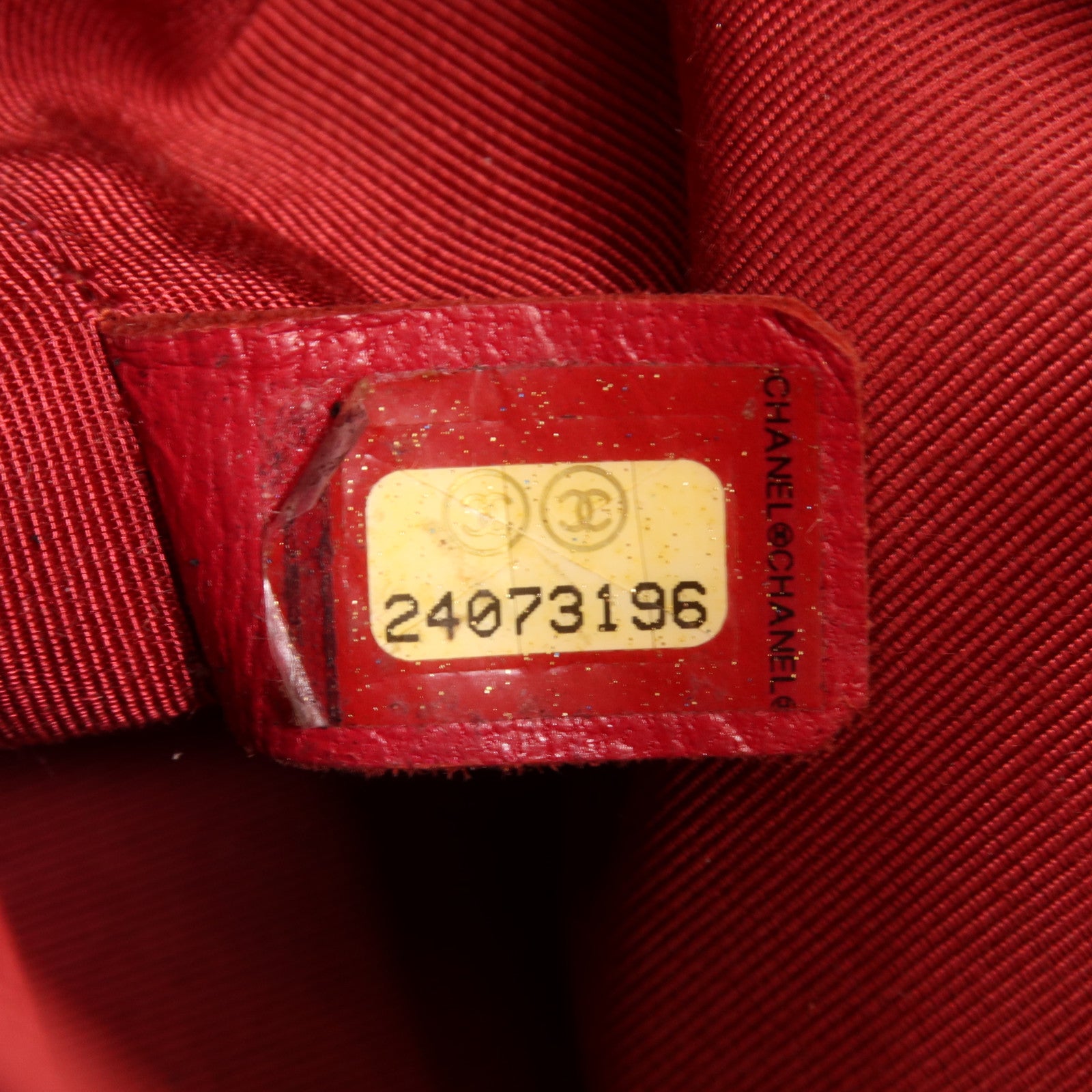 CHANEL 牛皮皮革Gabrielle Medium鏈帶肩背袋