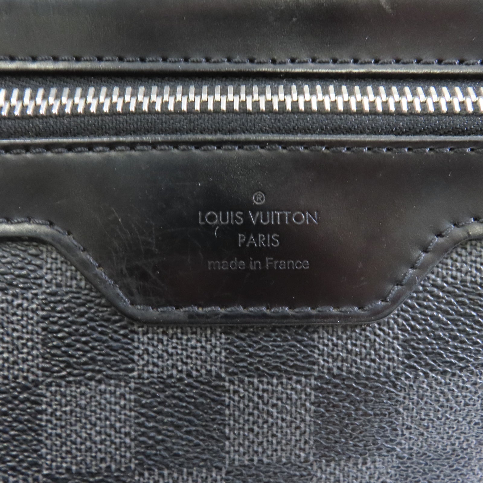 LOUIS VUITTON 【激減優惠】Damier Graphite Daniel GM銀扣肩背袋黑色/灰色