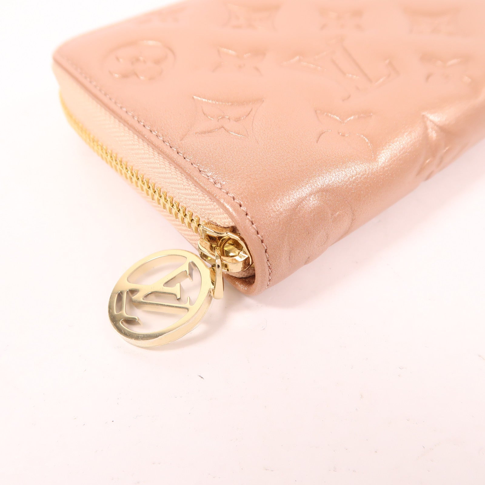 LOUIS VUITTON Monogram Embossed Zippy Wallet Coussin金扣長錢包