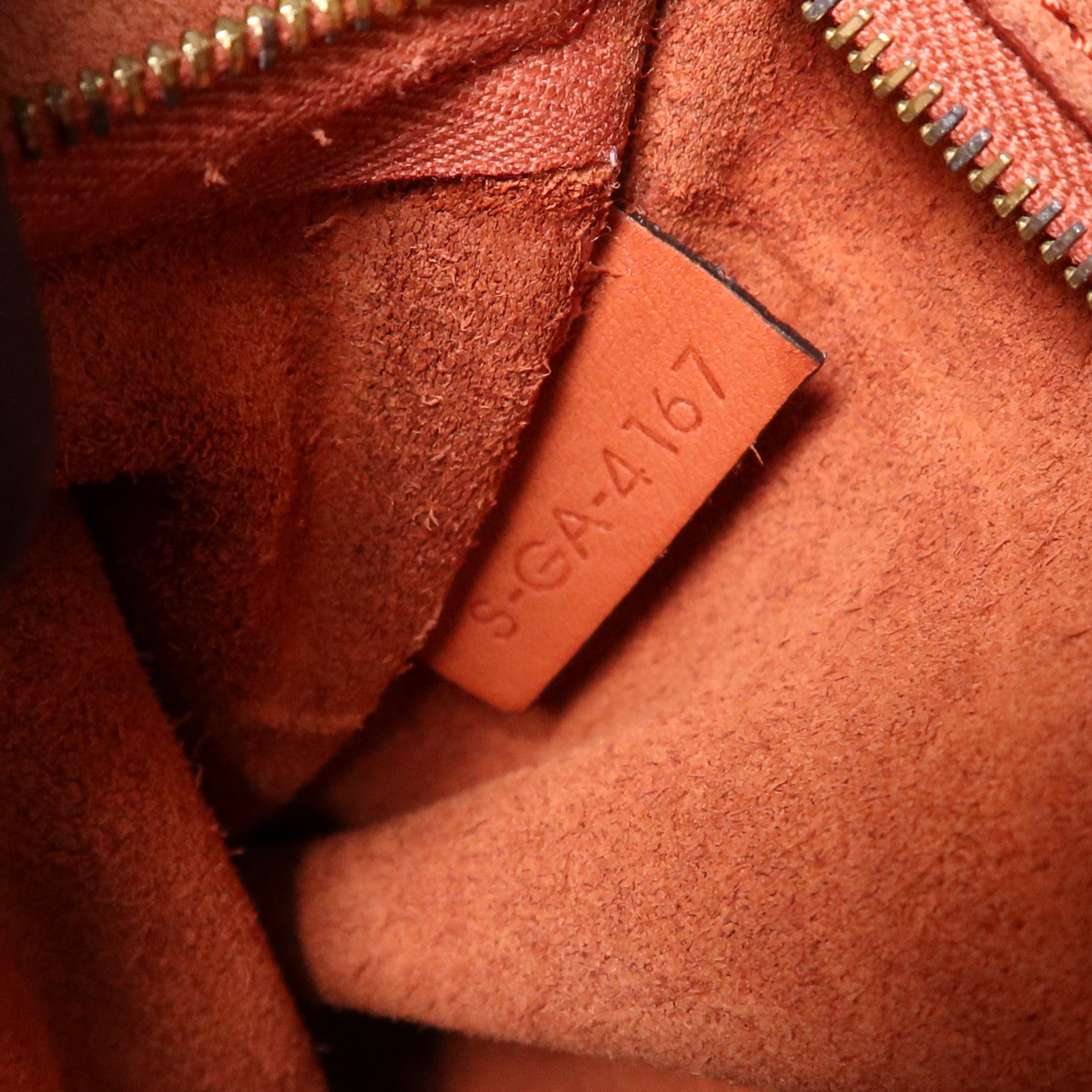 CELINE 牛皮皮革Shoulder Bag金扣肩背袋