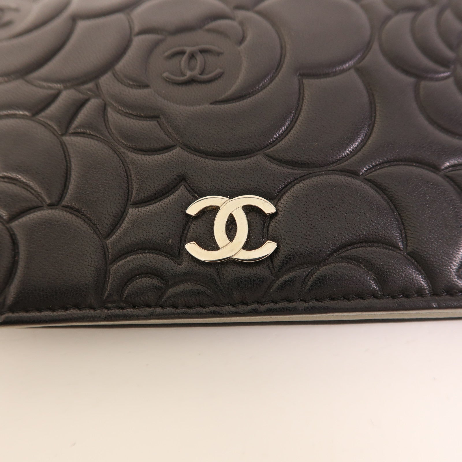 CHANEL 羊皮皮革Long Bifold Wallet銀扣長錢包