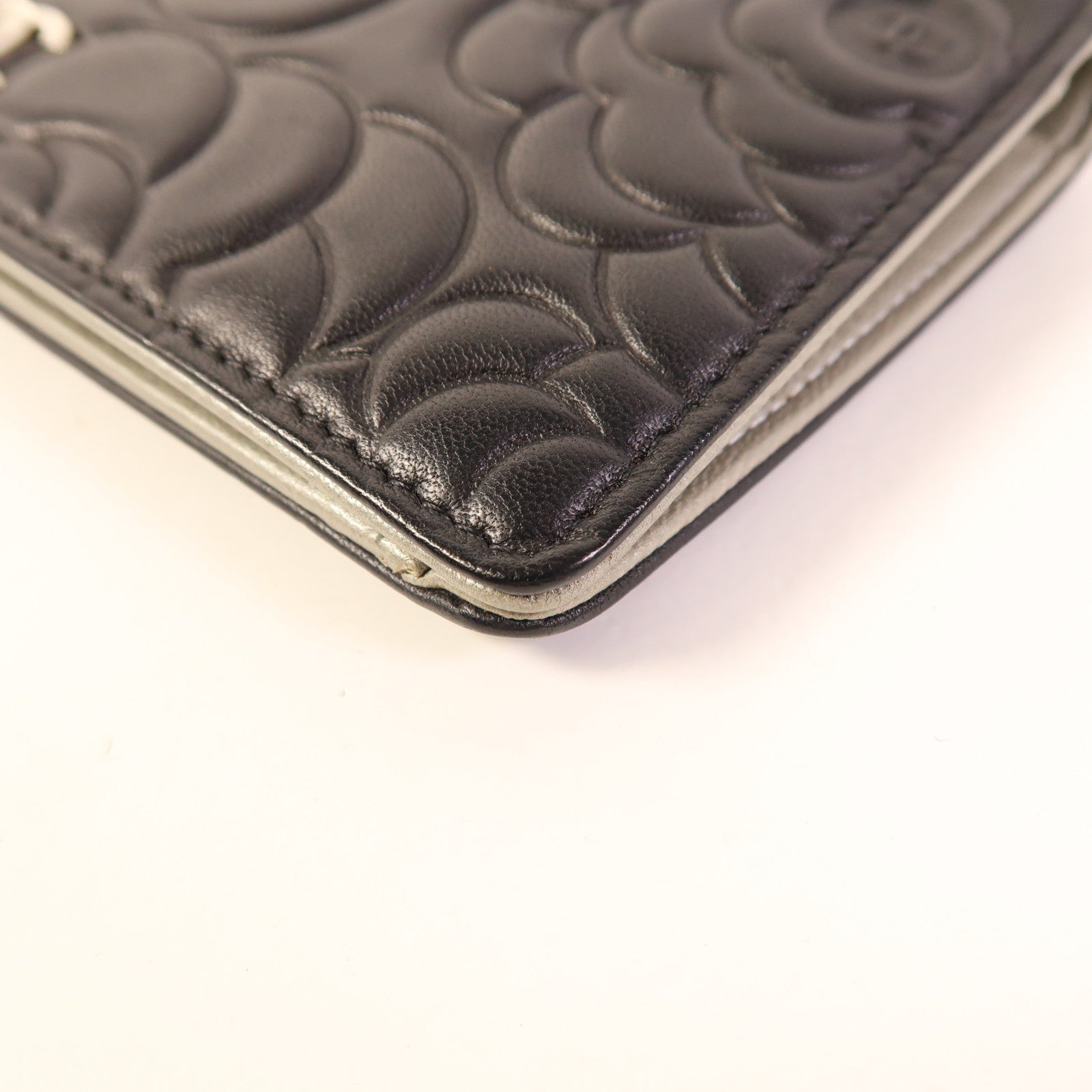 CHANEL 羊皮皮革Long Bifold Wallet銀扣長錢包