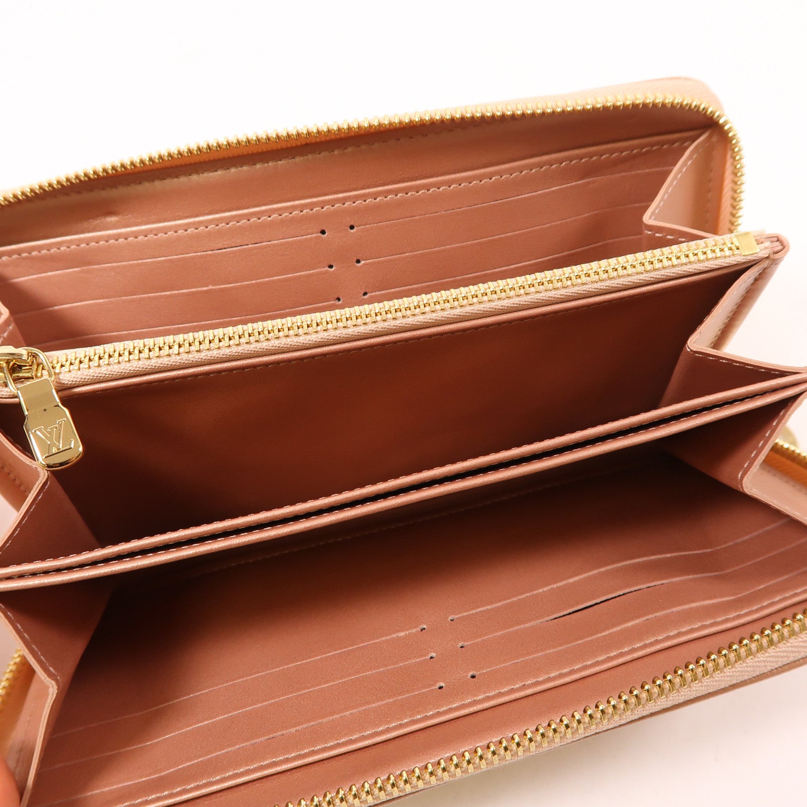 LOUIS VUITTON Monogram Embossed Zippy Wallet Coussin金扣長錢包