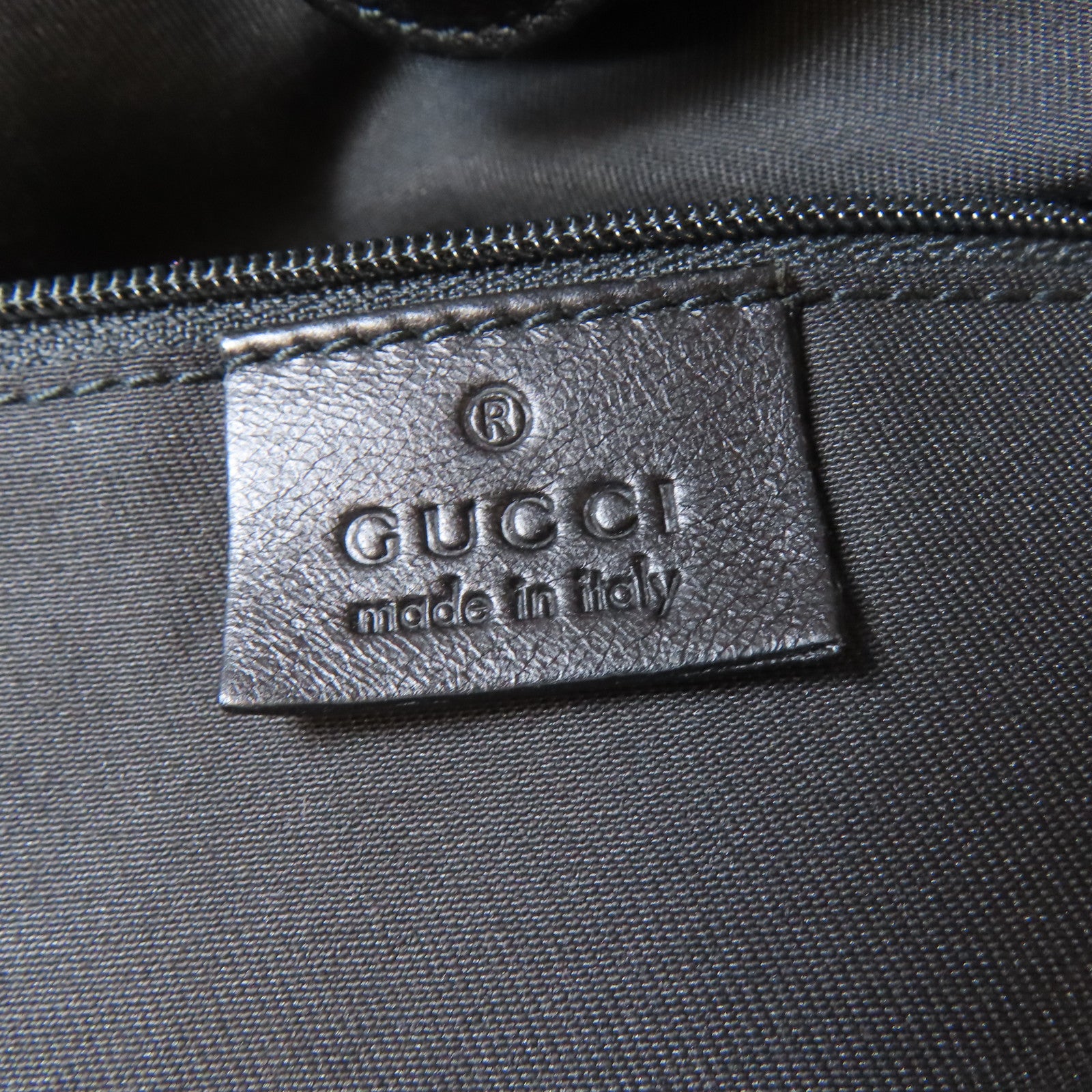 GUCCI 【激減優惠】帆布Sukey Shoulder Bag金扣肩背袋黑色