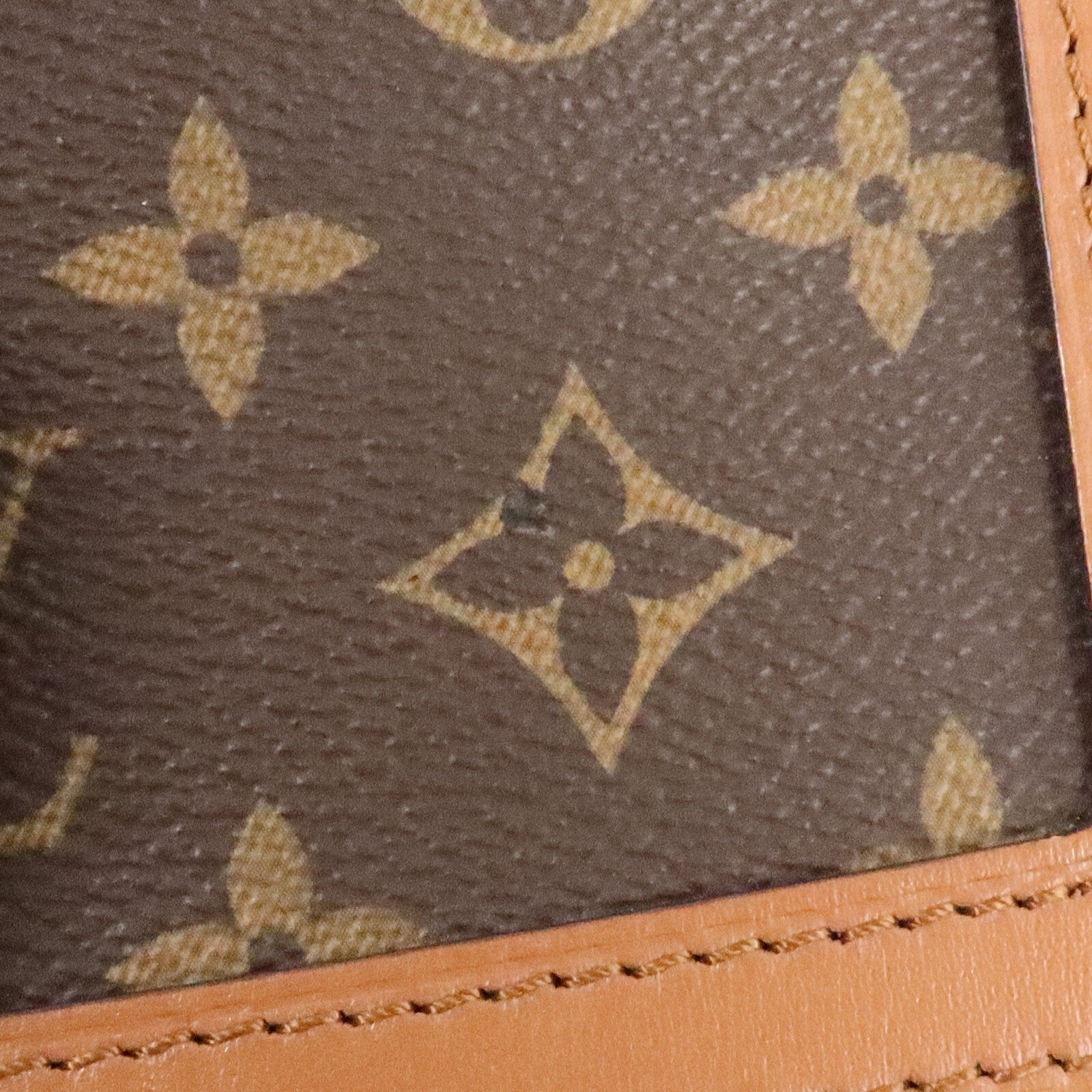LOUIS VUITTON Monogram Reverse Dauphine MM肩背袋