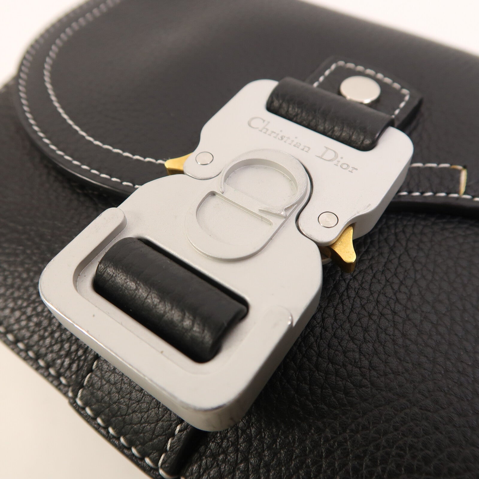 Dior 牛皮皮革Mini Saddle Messenger肩背袋