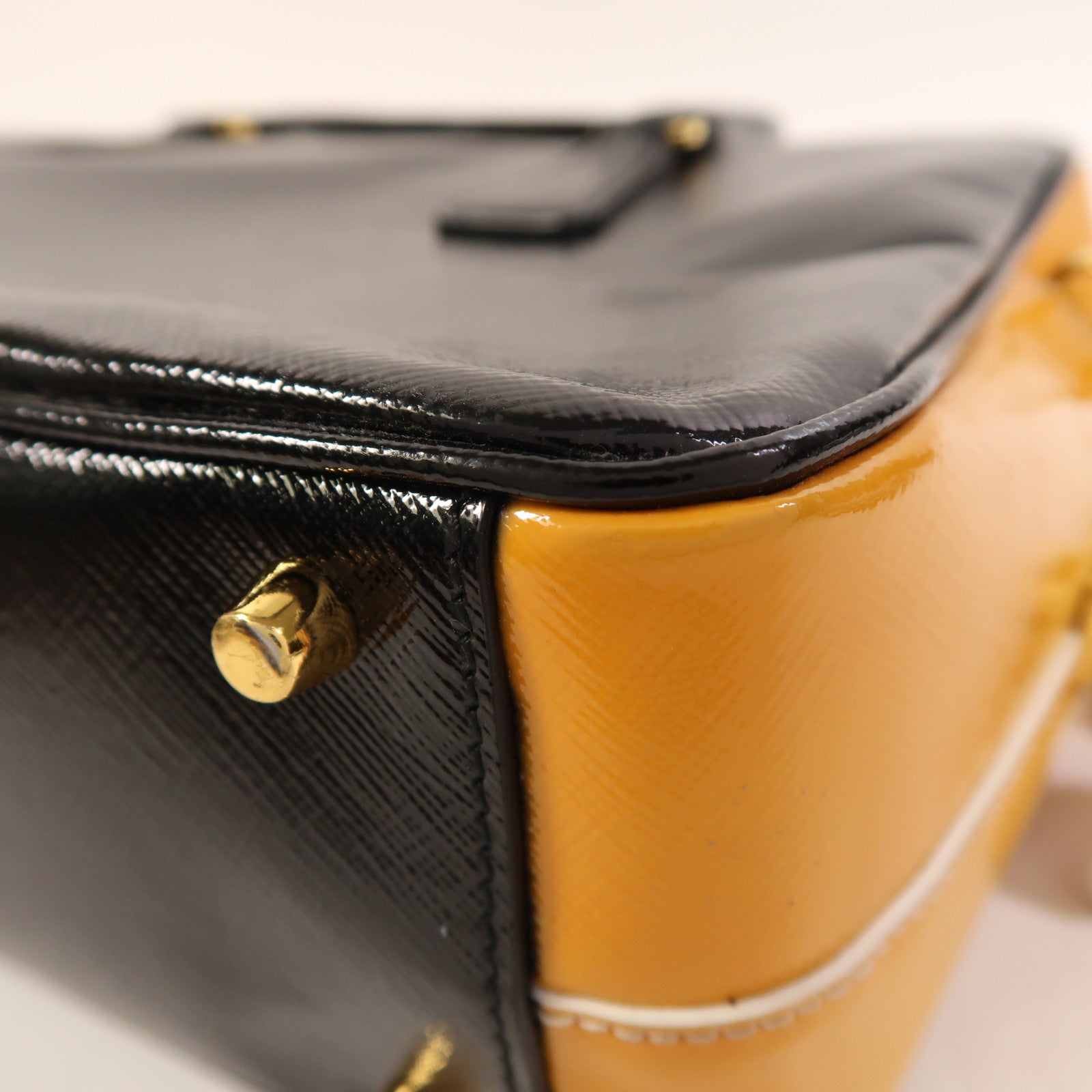 PRADA 漆皮皮革2 Way Shoulder金扣手挽肩背兩用袋