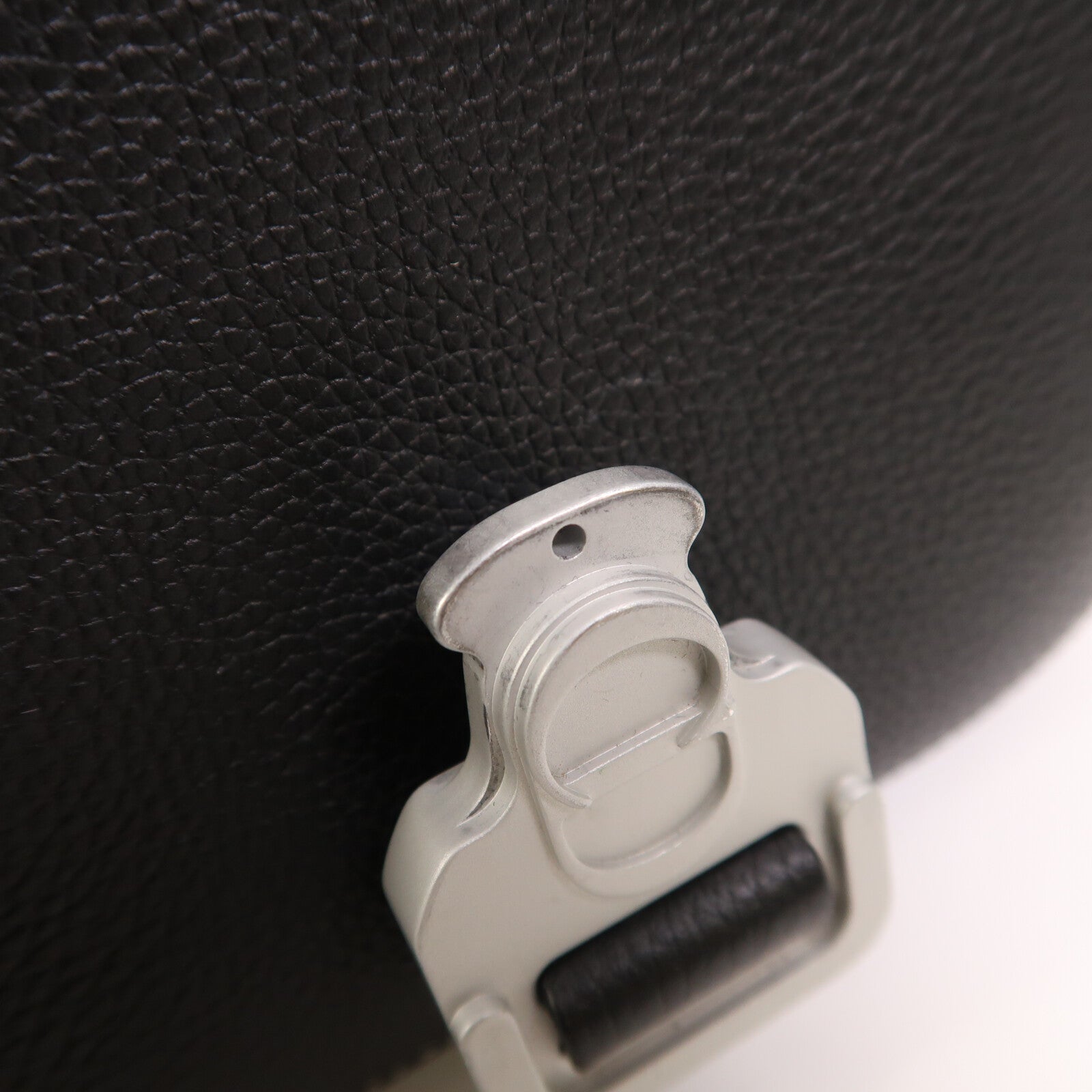 Dior 牛皮皮革Mini Saddle Messenger肩背袋