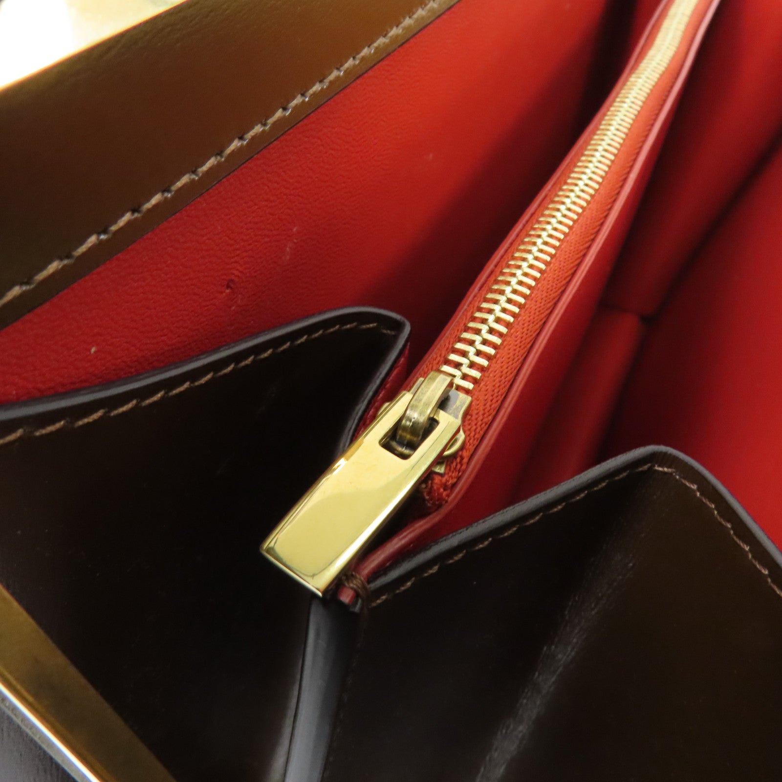 CELINE 牛皮皮革Handbag金扣手挽袋棕色