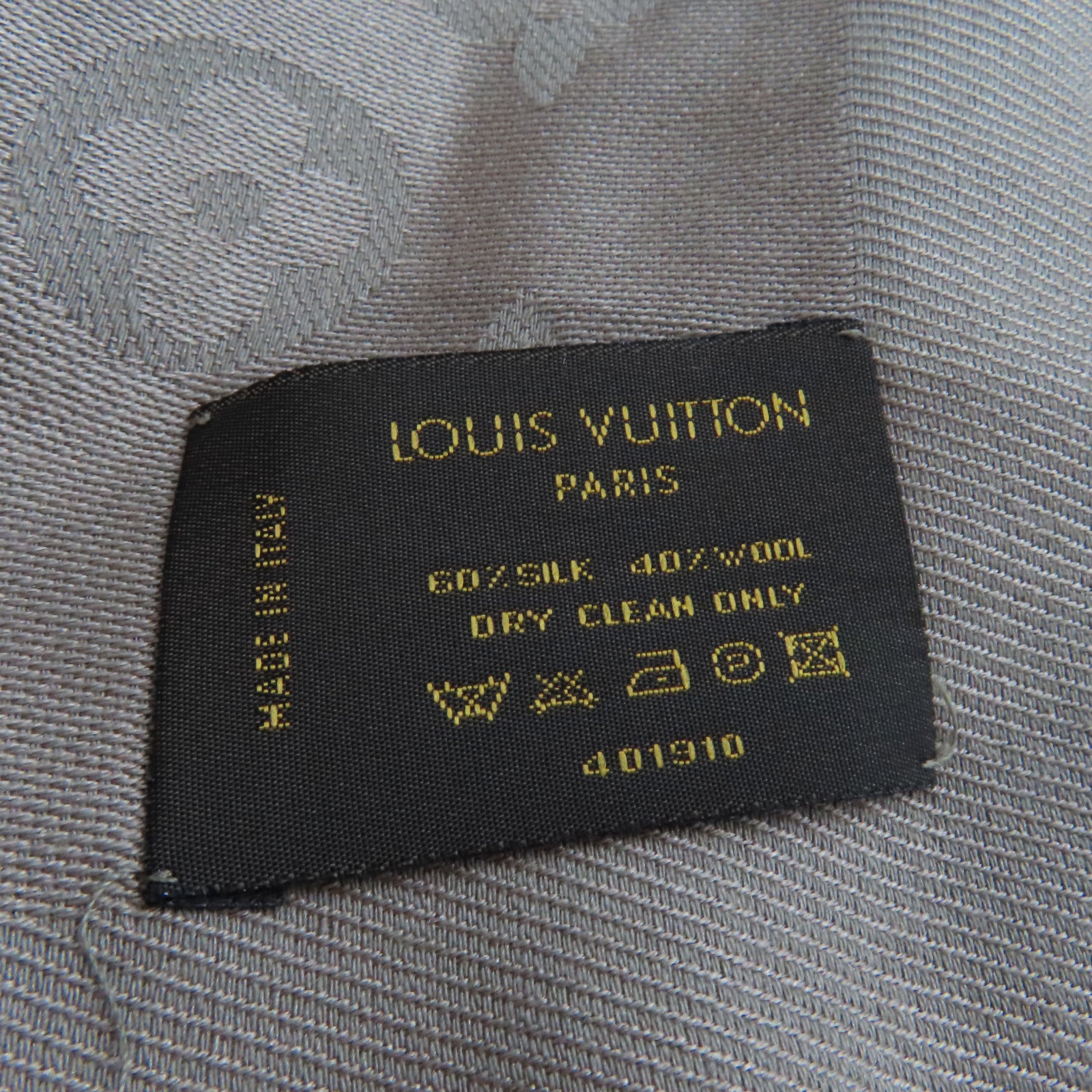 LOUIS VUITTON 絲質Scarf圍巾灰色