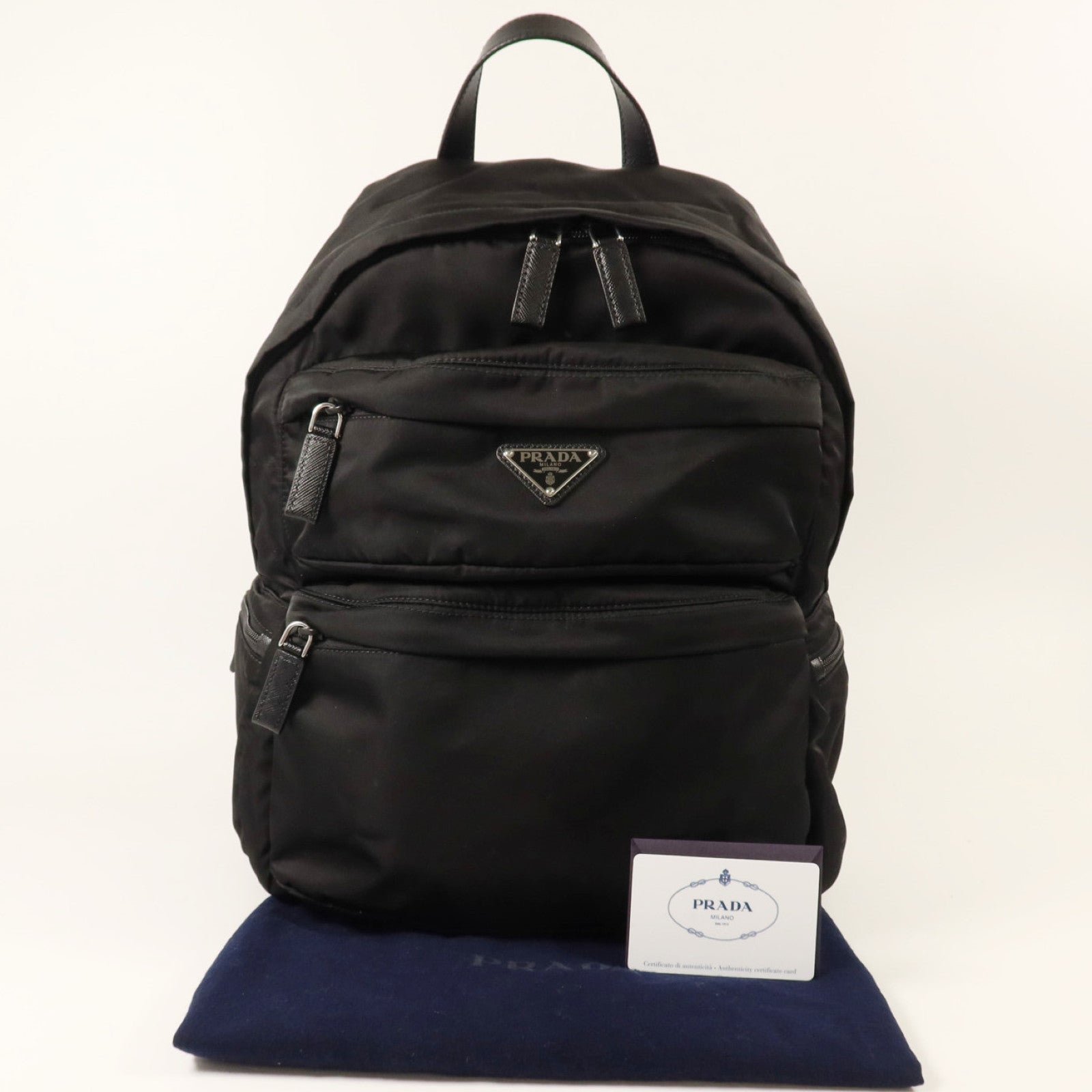 PRADA 尼龍Backpack銀扣背包