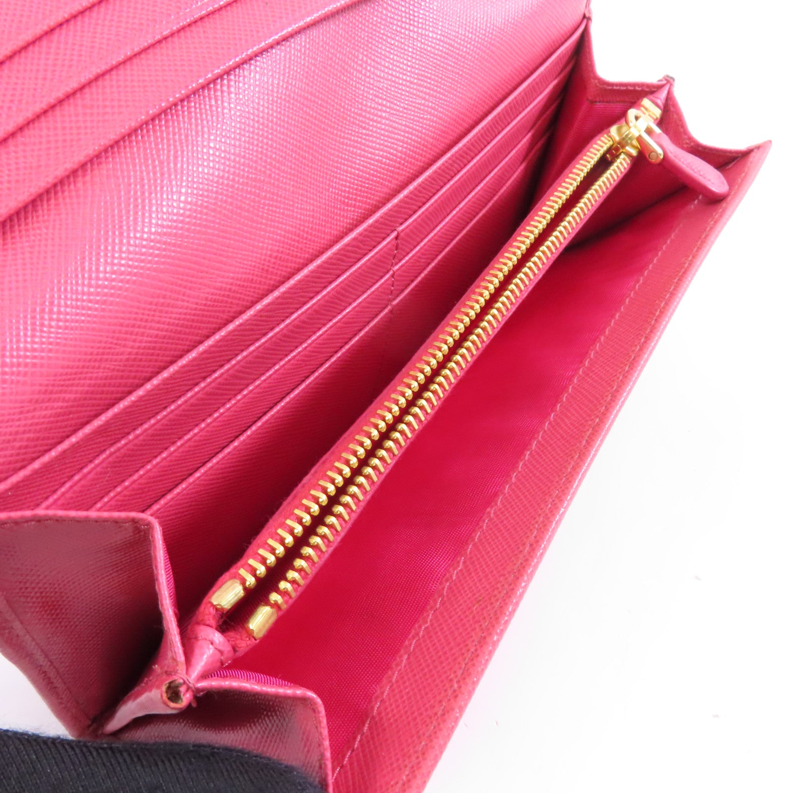 PRADA 【激減優惠】Saffiano皮革Long Wallet金扣長錢包粉紅色