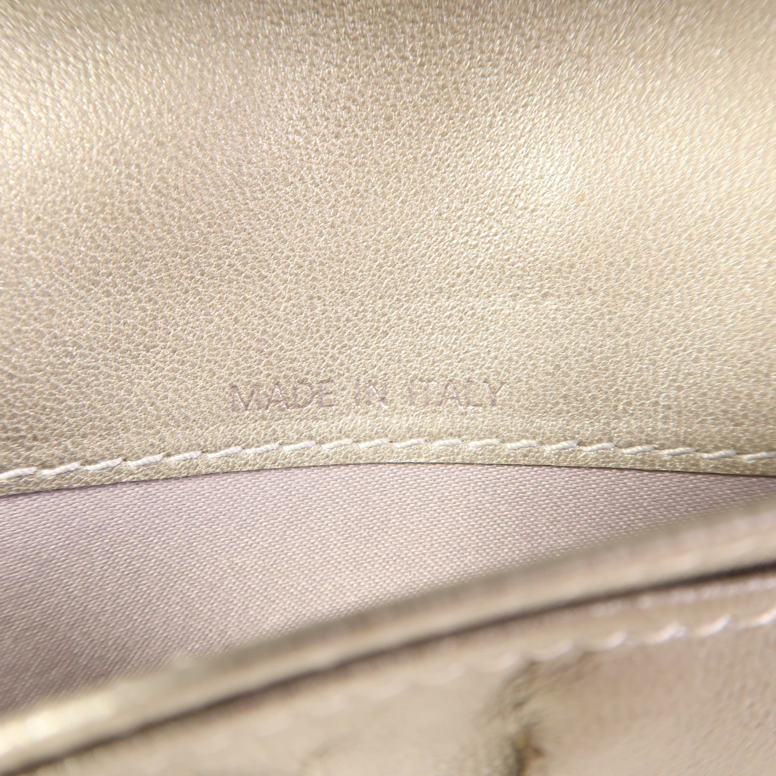 CHANEL 羊皮皮革Long Bifold Wallet銀扣長錢包