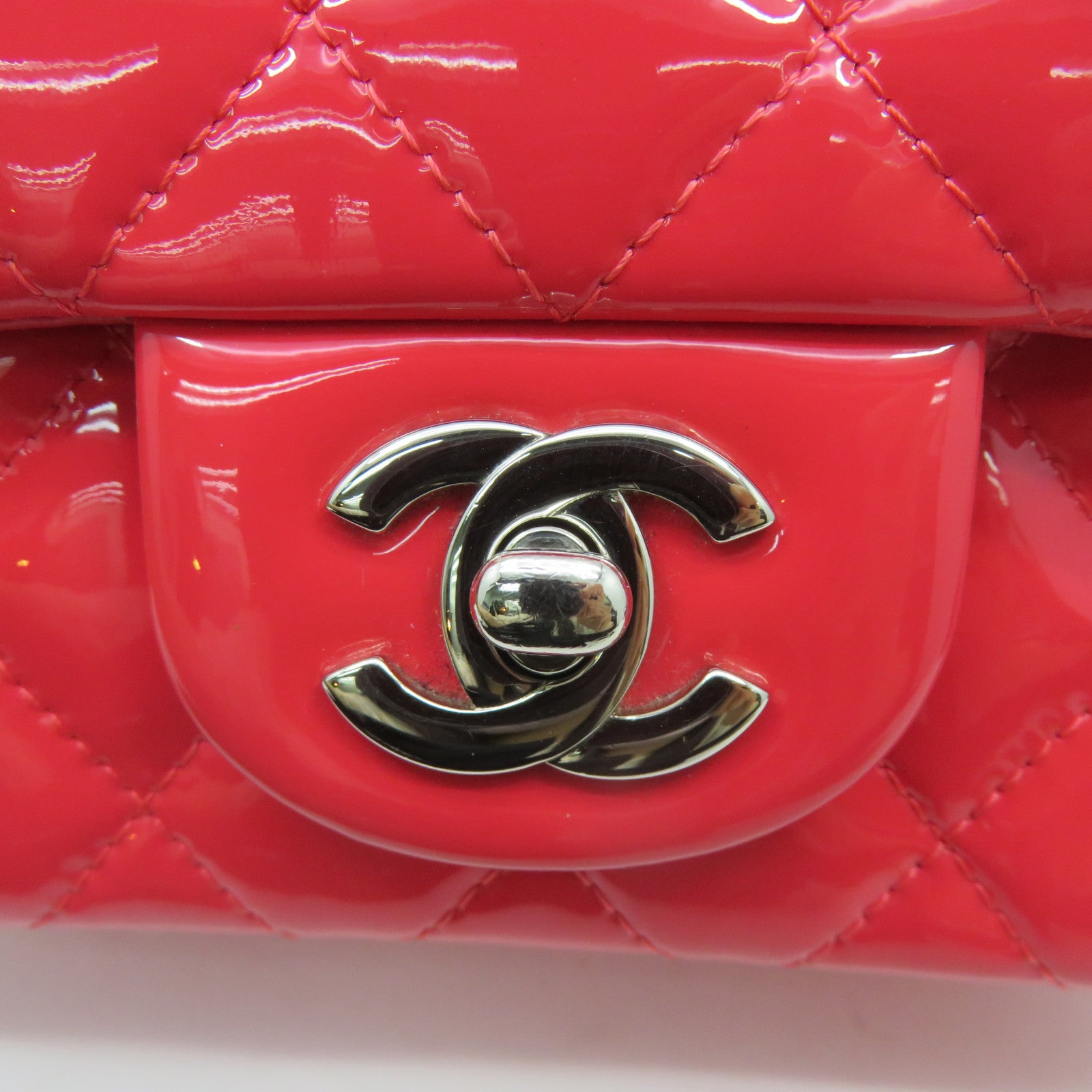 CHANEL 【激减优惠】菱格漆皮皮革Chain Shoulder银扣链带肩背袋粉红色