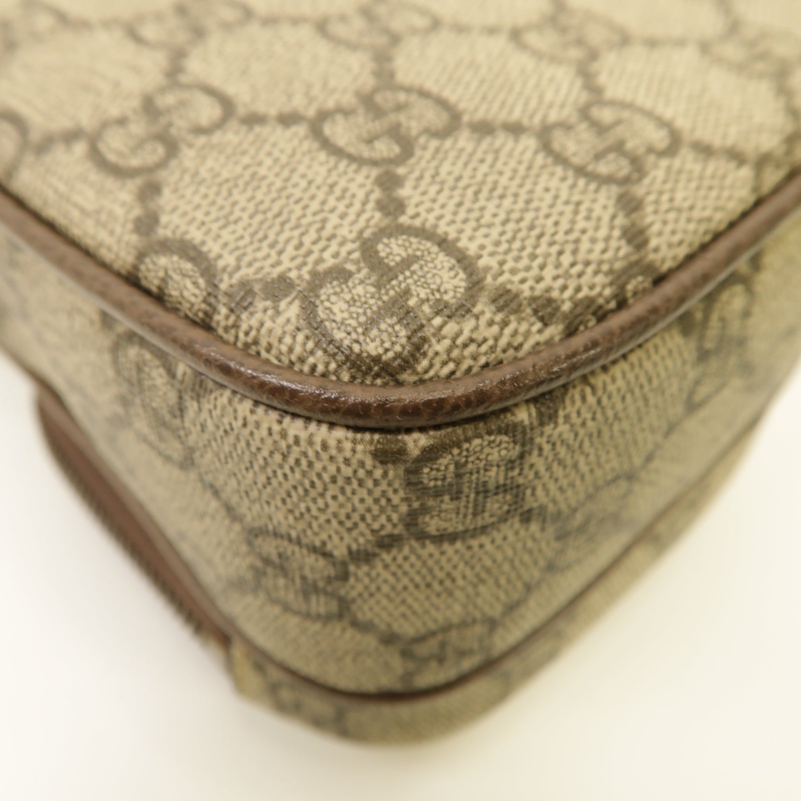 GUCCI 塗層帆布Ophidia Mini Bag金扣肩背袋棕色