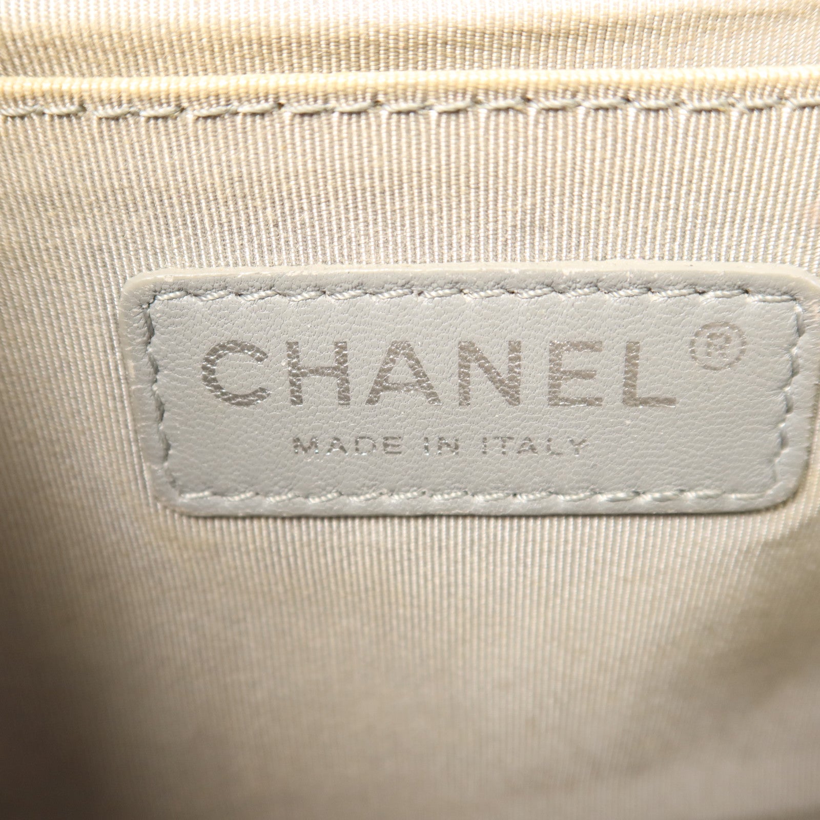 CHANEL 牛皮皮革Boy 25鏈帶肩背袋