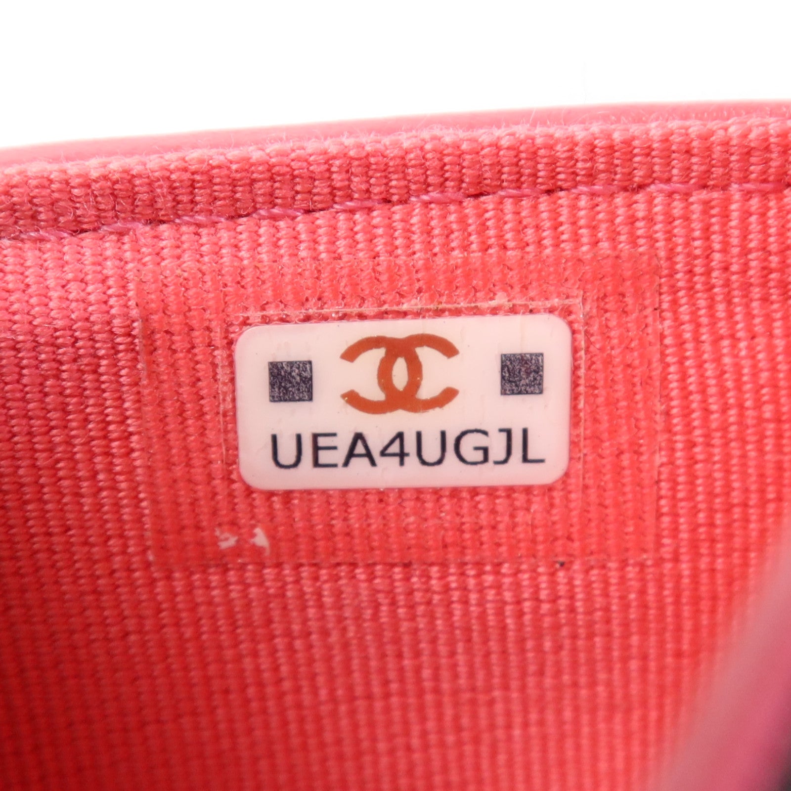 CHANEL 牛皮皮革Wallet金扣錢包