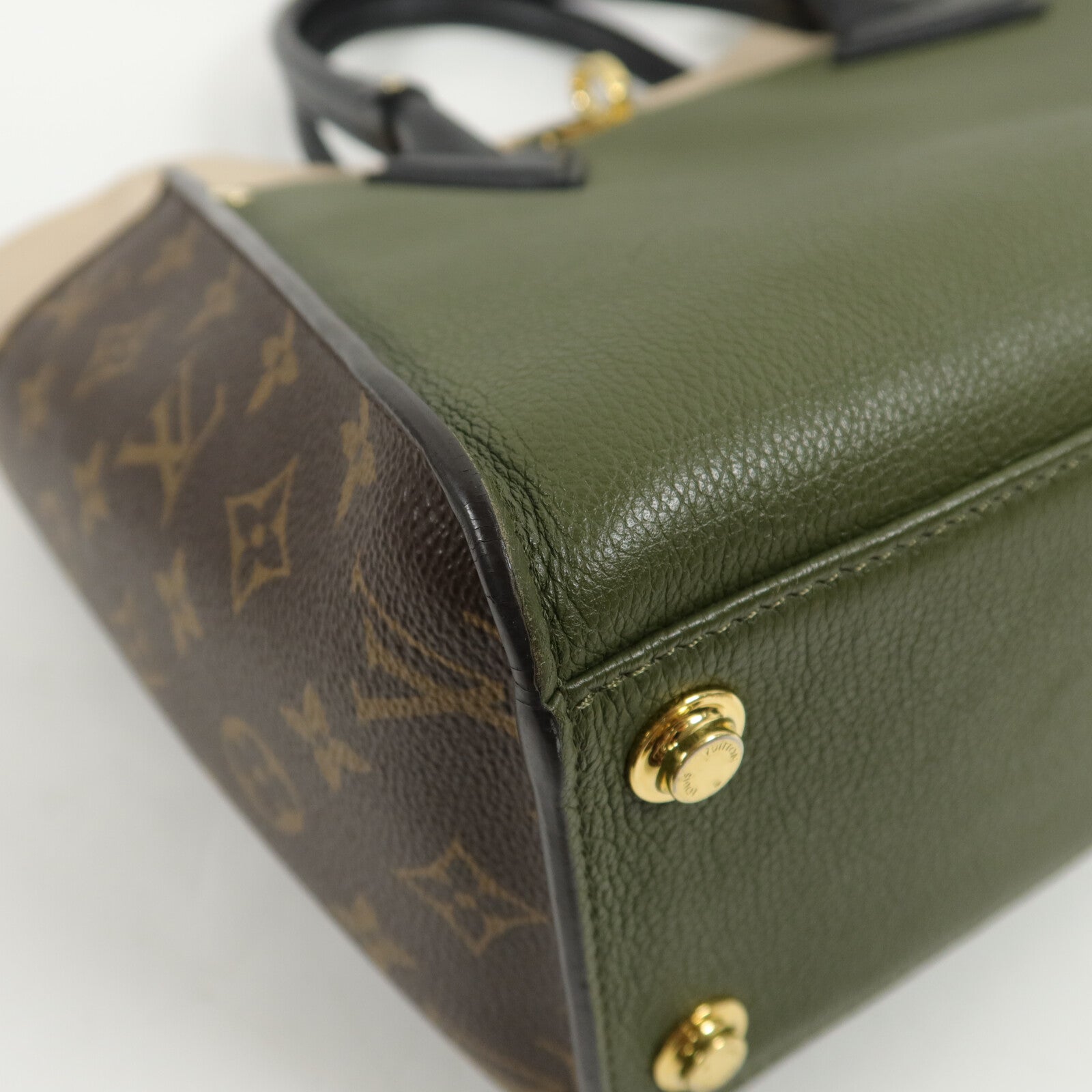 LOUIS VUITTON Monogram/牛皮皮革On My Side MM手挽肩背兩用袋