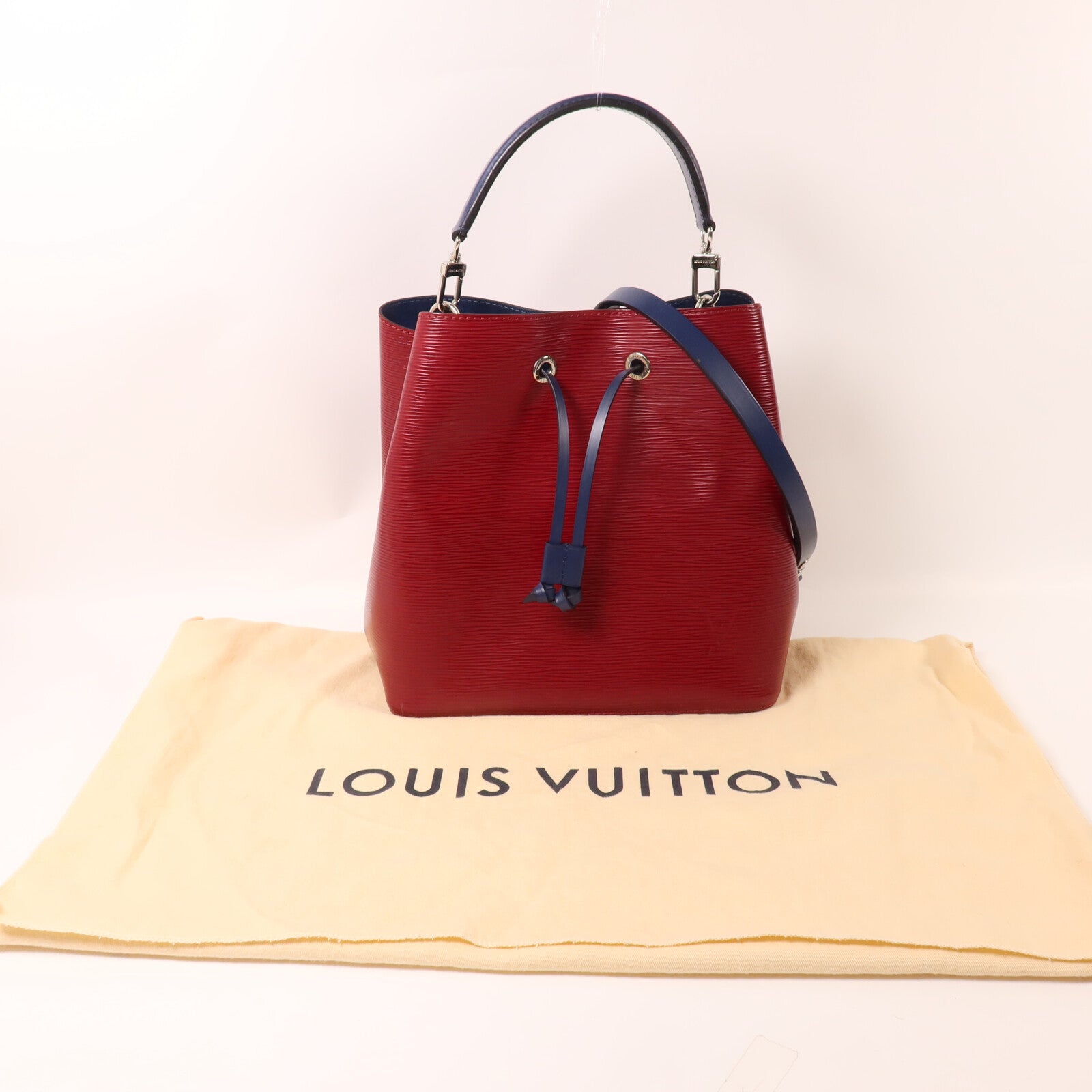 LOUIS VUITTON Epi Neo Noe MM手挽肩背兩用袋