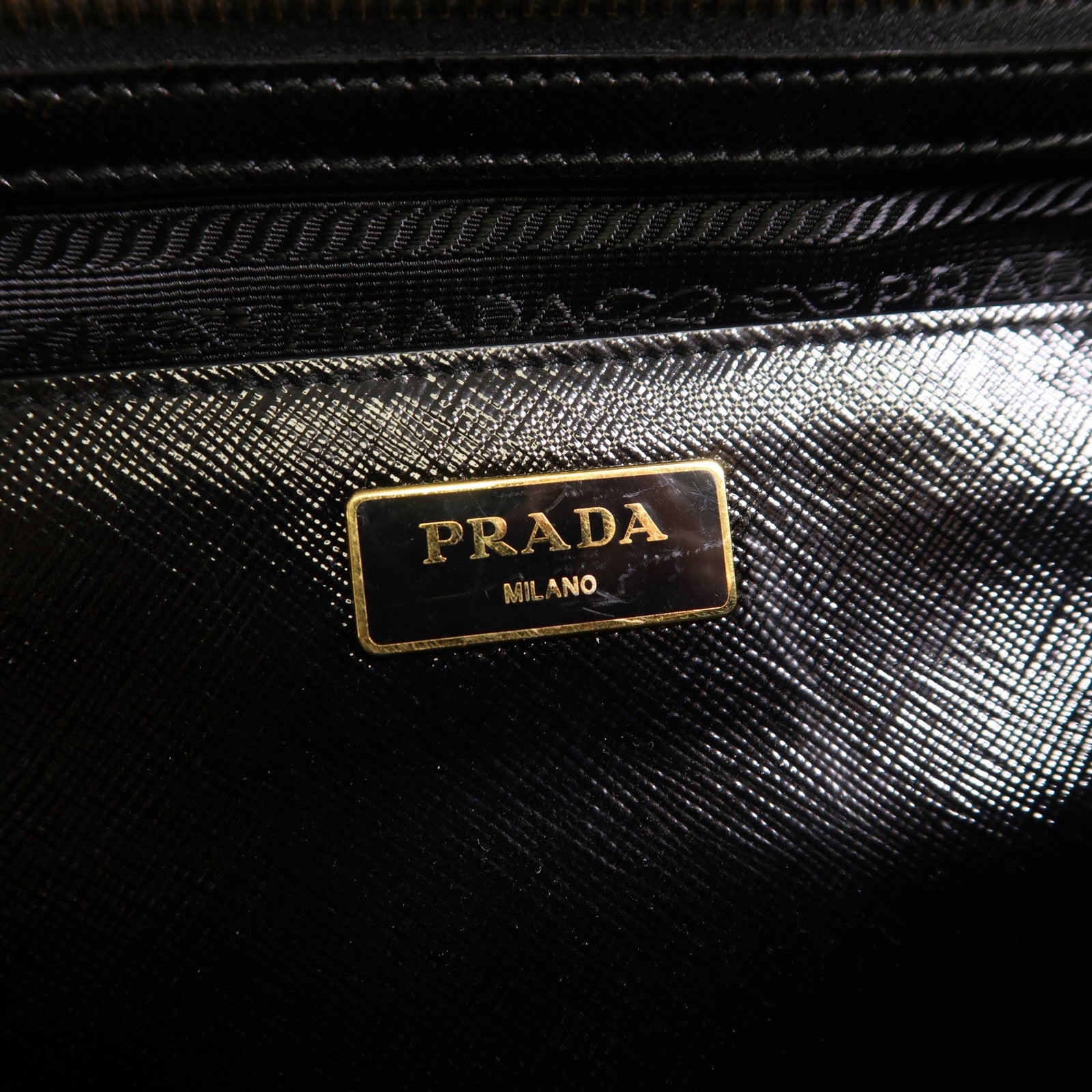 PRADA 漆皮皮革2 Way Shoulder金扣手挽肩背兩用袋