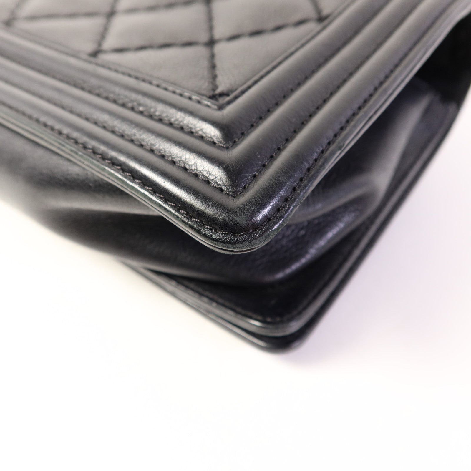 CHANEL 牛皮皮革Boy 25鏈帶肩背袋