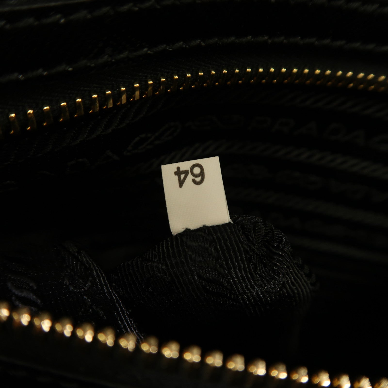 PRADA 漆皮皮革2 Way Shoulder金扣手挽肩背兩用袋