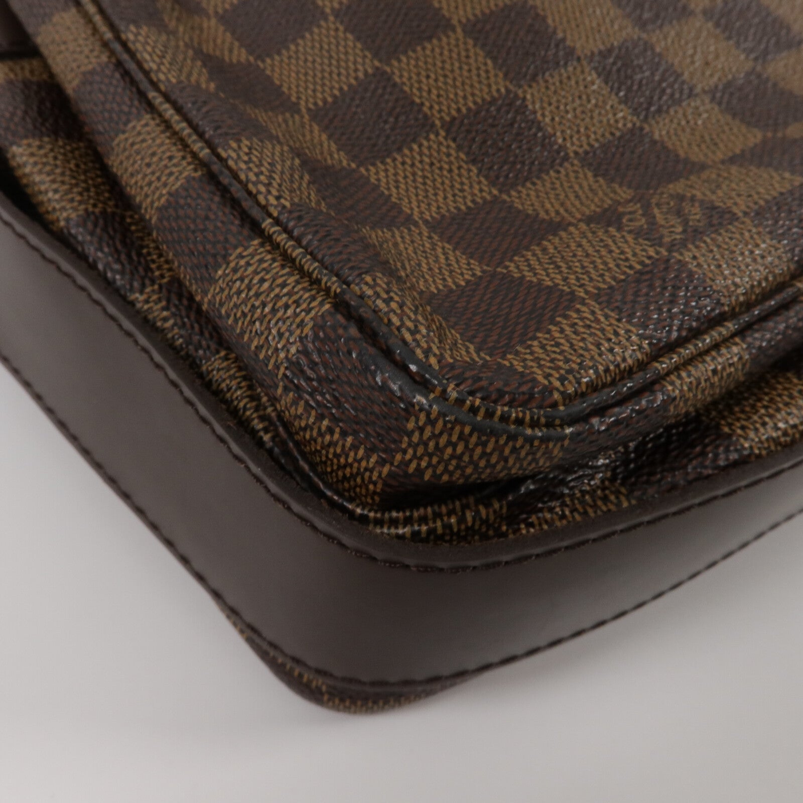 LOUIS VUITTON Damier Naviglio肩背袋