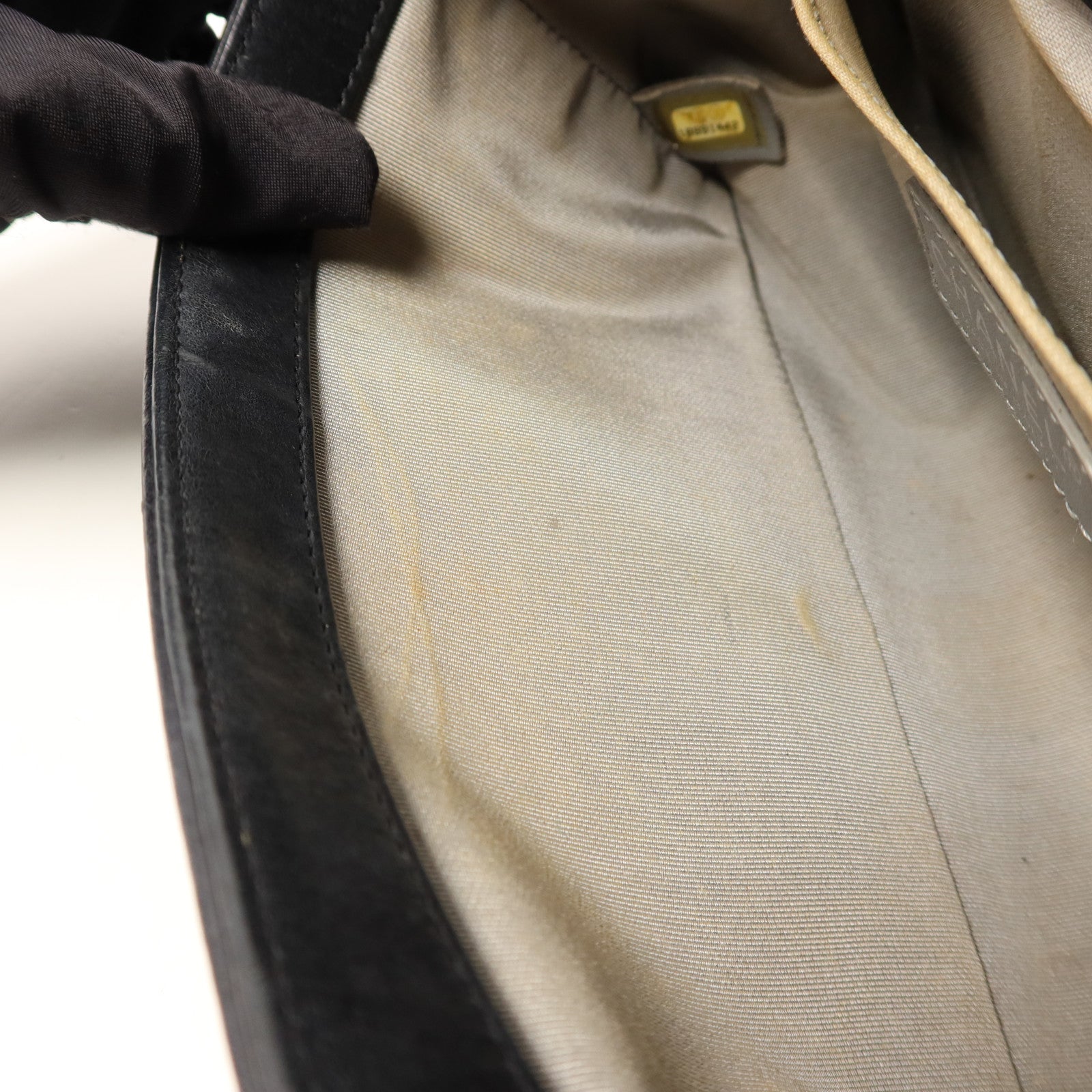 CHANEL 牛皮皮革Boy 25鏈帶肩背袋