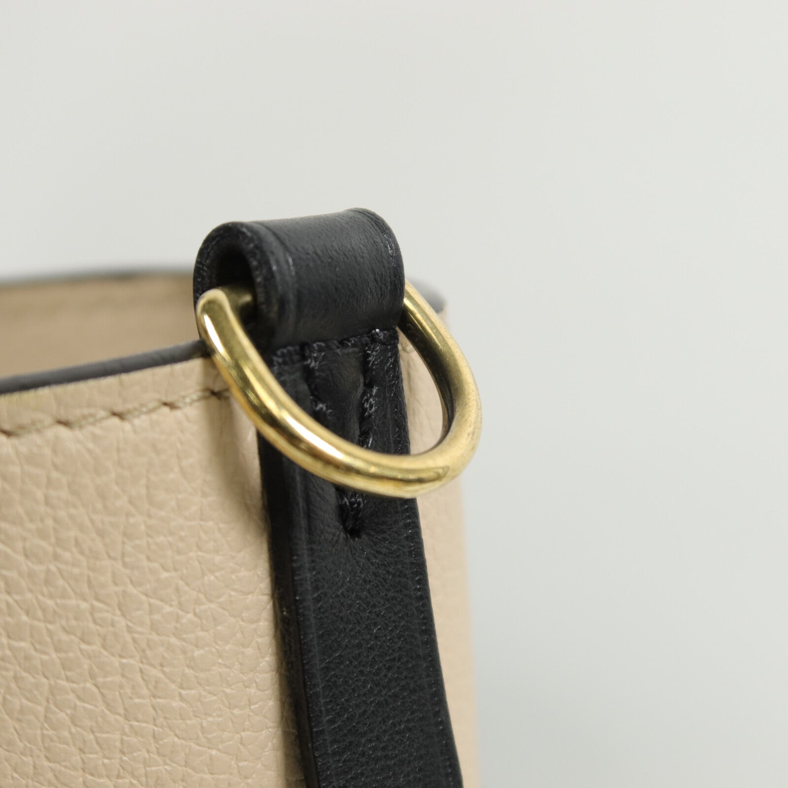LOUIS VUITTON Monogram/牛皮皮革On My Side MM手挽肩背兩用袋