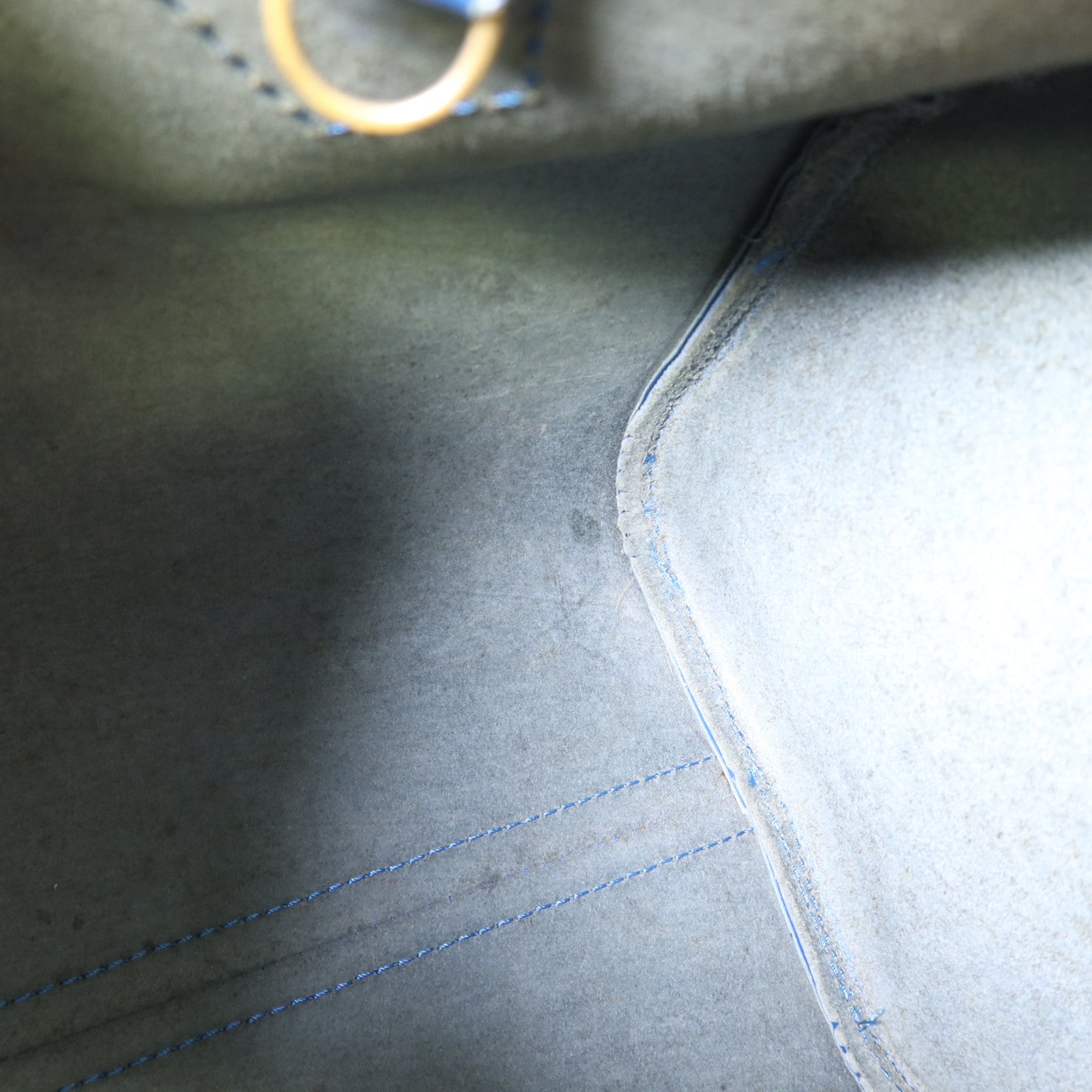 LOUIS VUITTON Epi Speedy 25金扣手挽袋