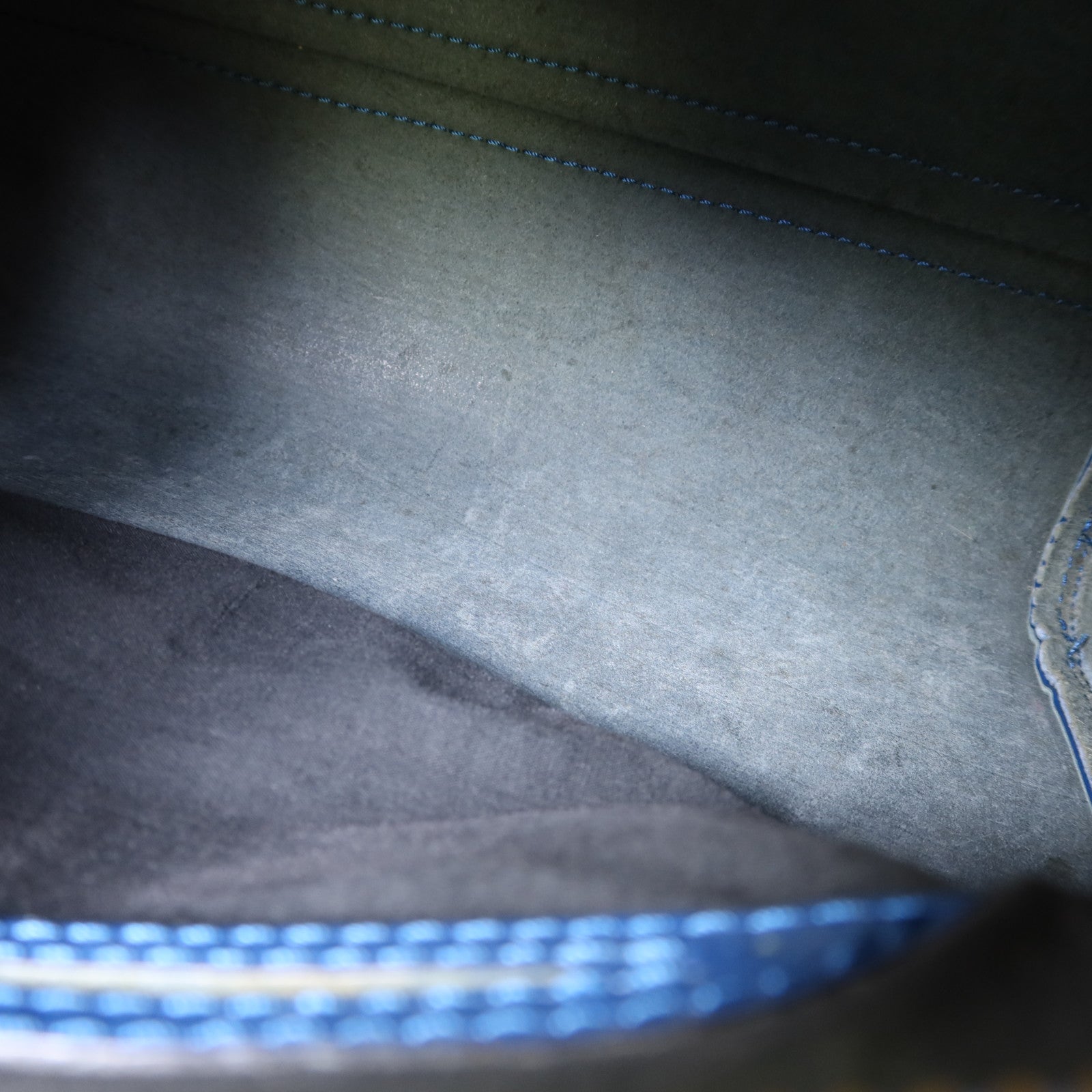 LOUIS VUITTON Epi Speedy 25金扣手挽袋