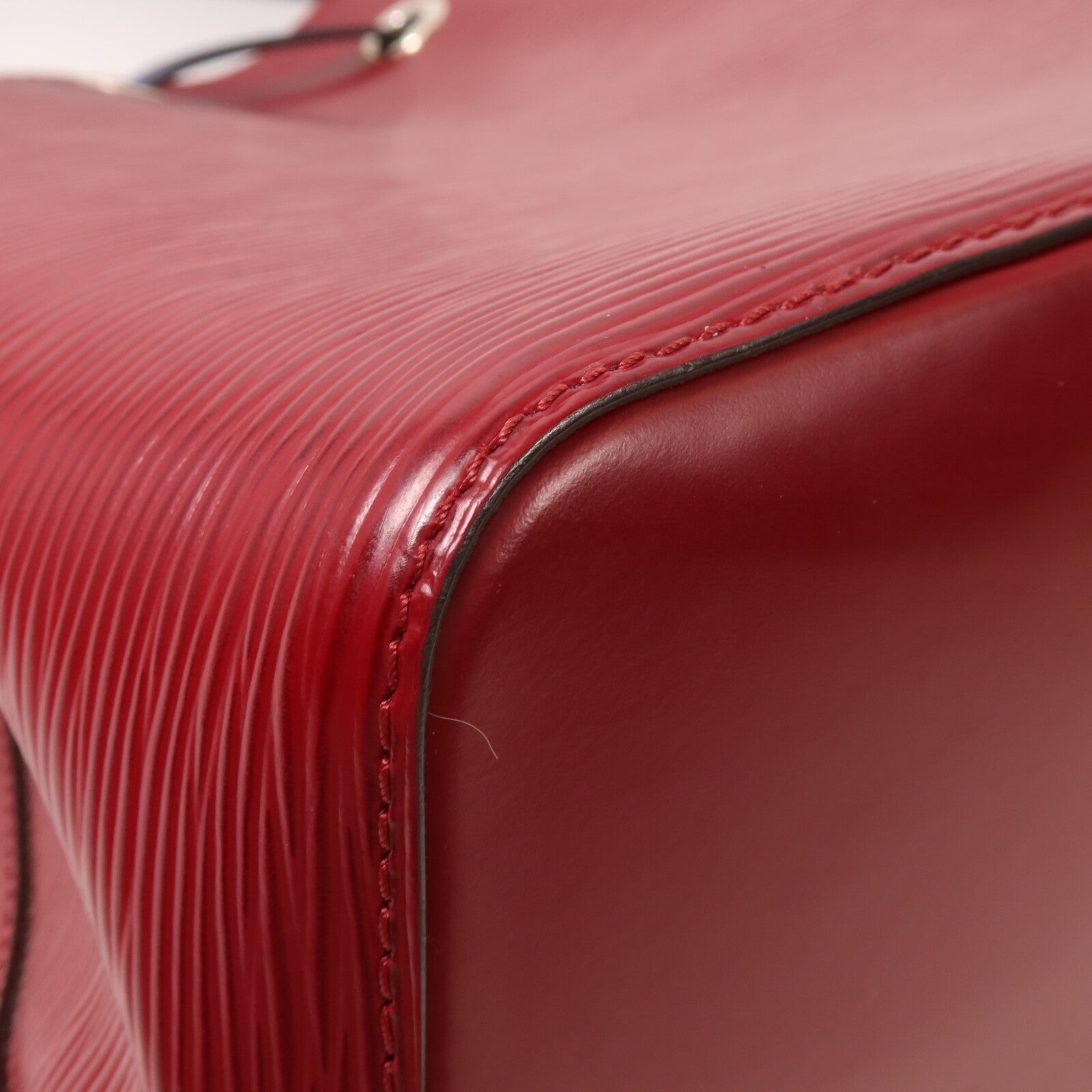 LOUIS VUITTON Epi Neo Noe MM手挽肩背兩用袋