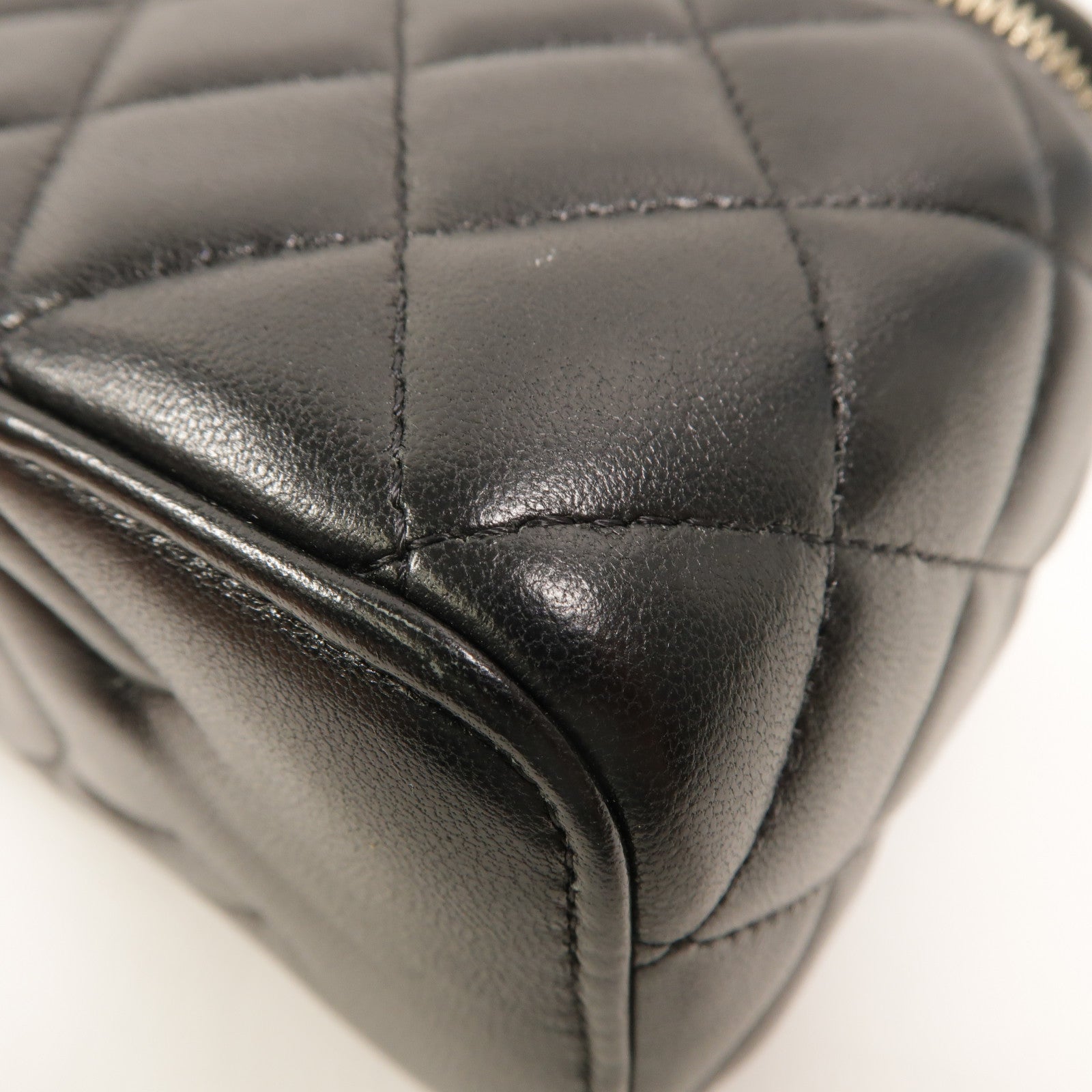 CHANEL 羊皮皮革Vanity Case鏈帶肩背袋