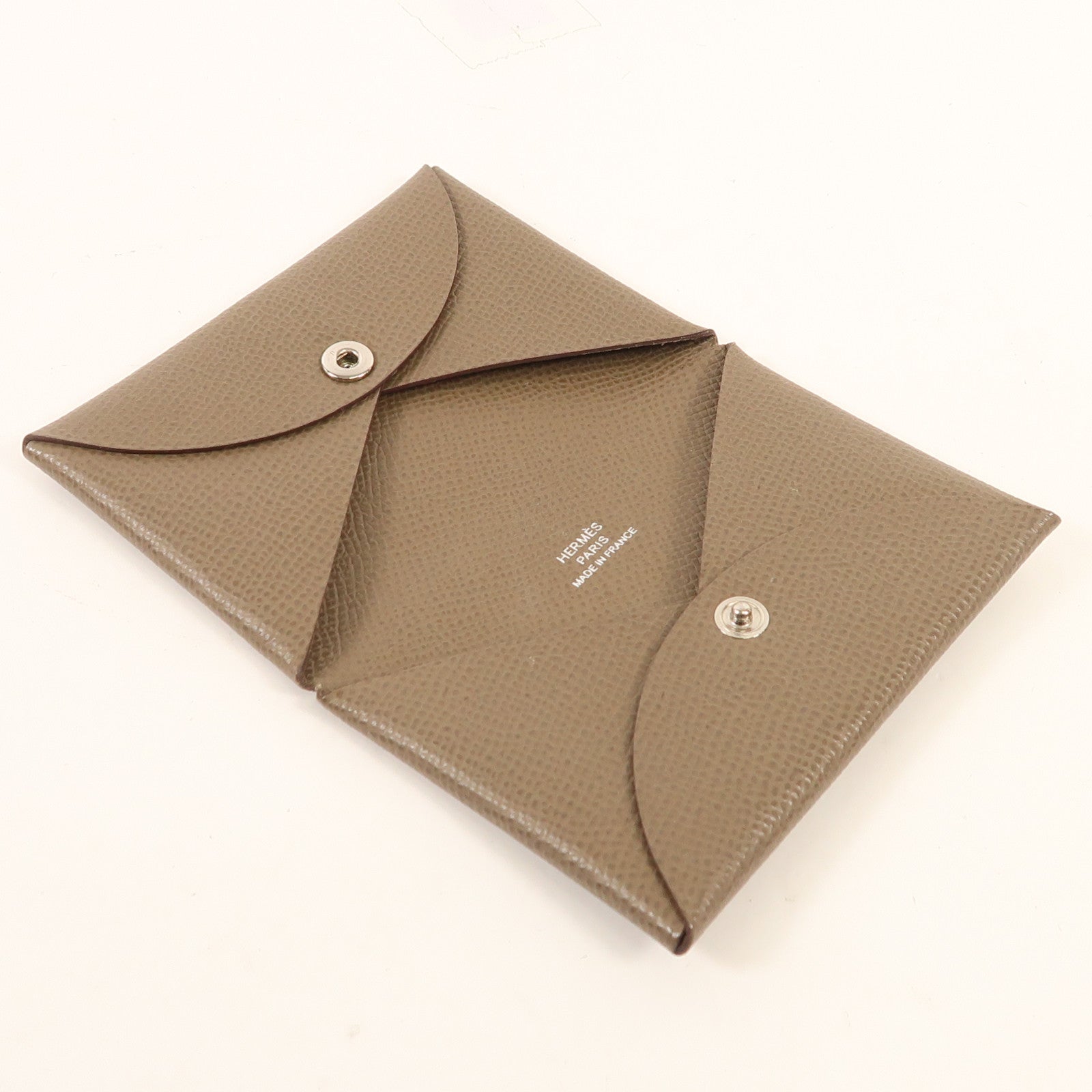 HERMES Epsom皮革Calvi銀扣卡片套Etoupe