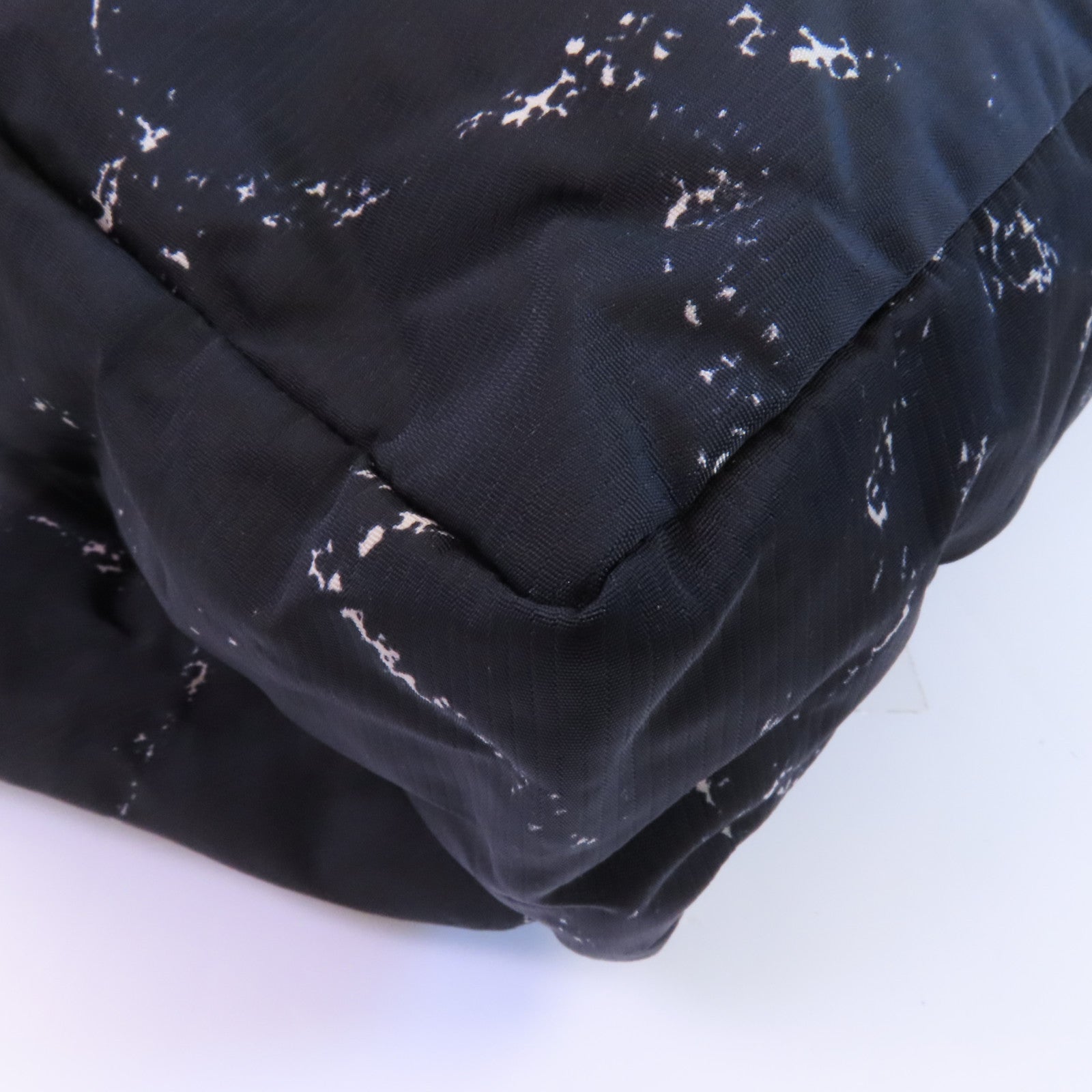 CHANEL 尼龍Travel Line Backpack銀扣背包