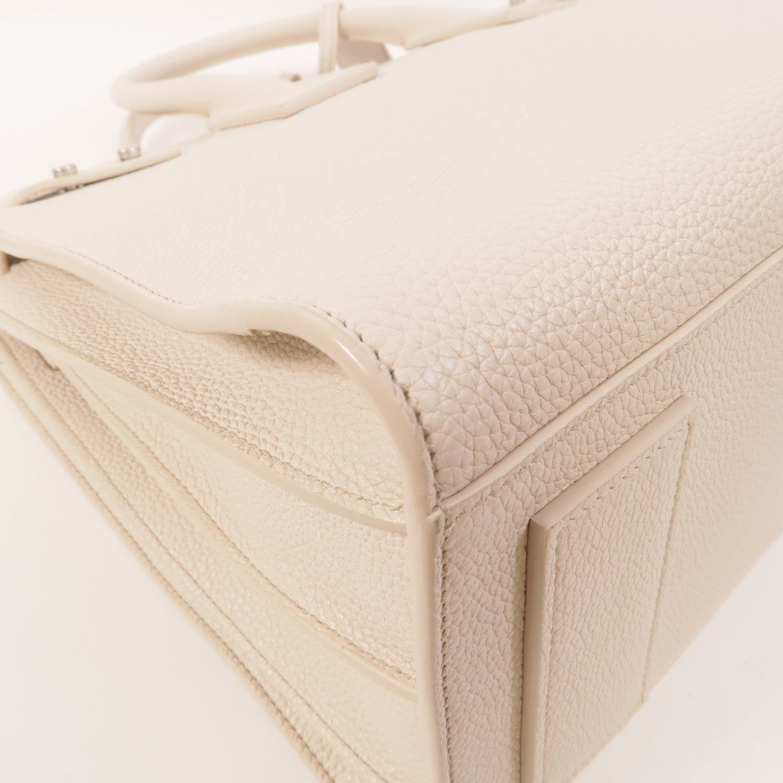 SAINT LAURENT 牛皮皮革Sac De Jour Souple手挽肩背兩用袋