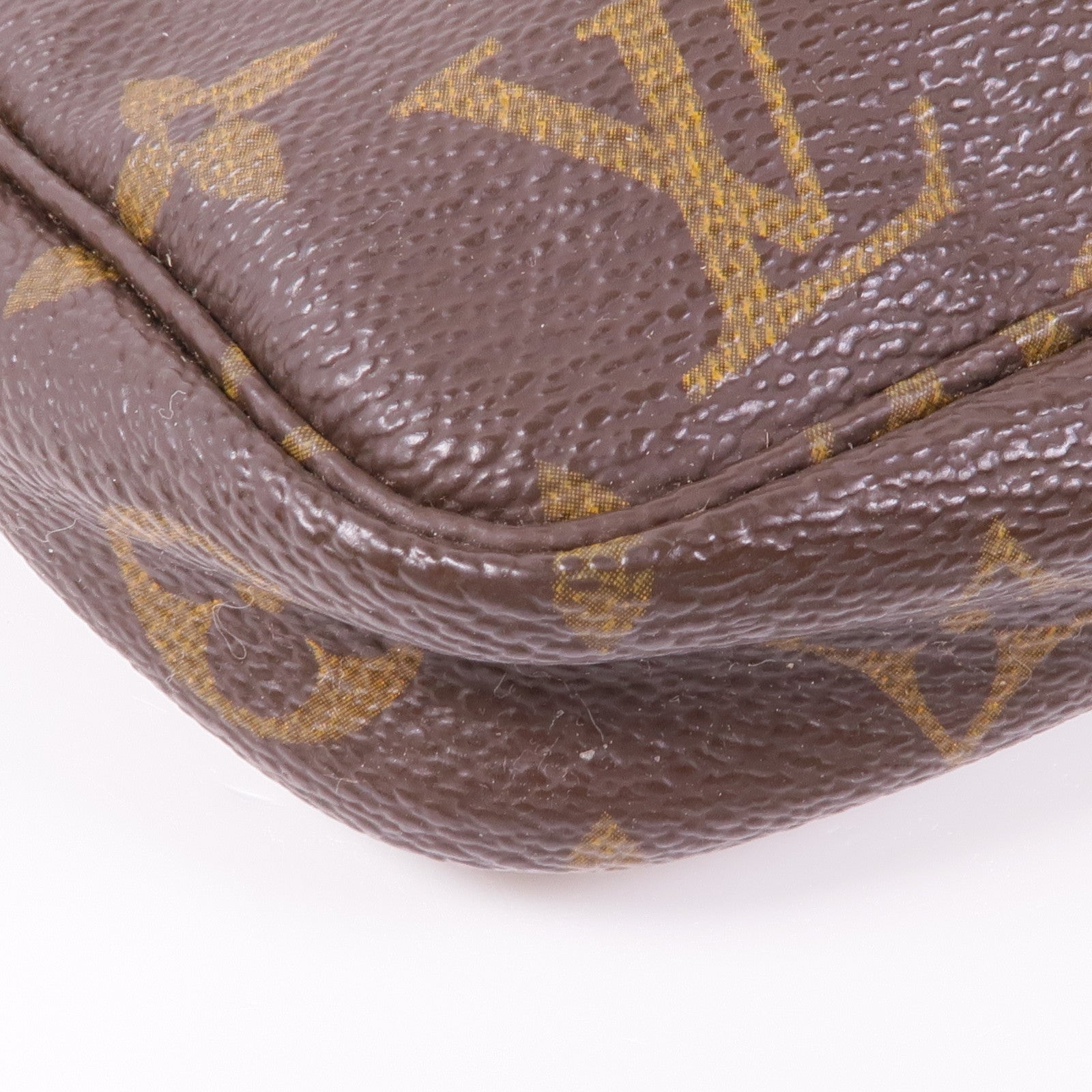 LOUIS VUITTON Monogram Pochette Accessoires金扣手挽袋棕色