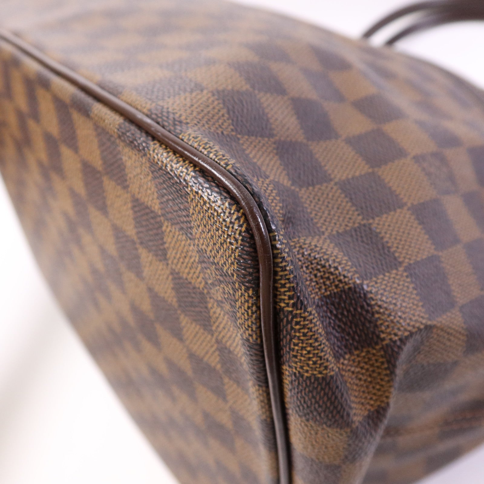 LOUIS VUITTON Monogram Saleya GM金扣手挽袋