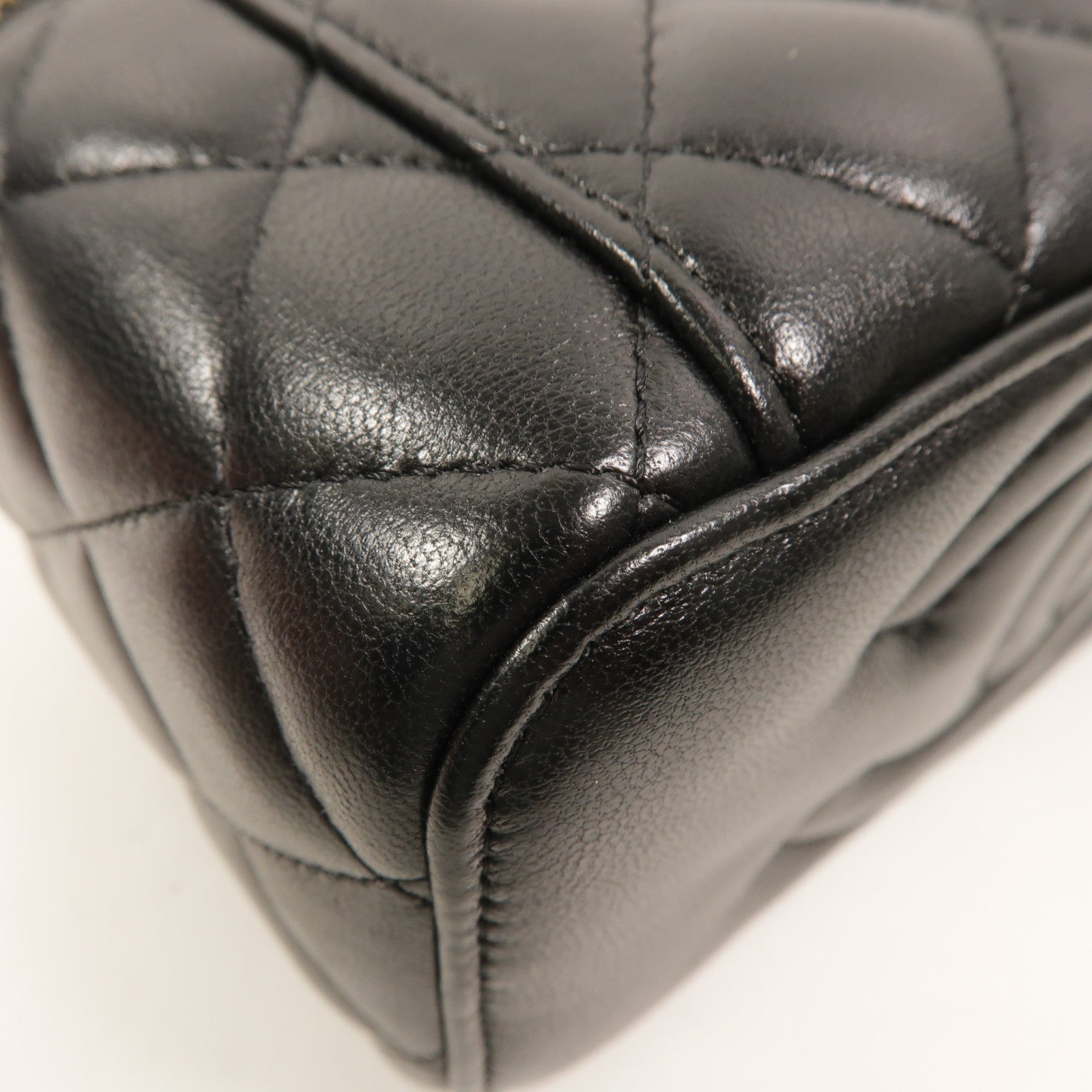 CHANEL 羊皮皮革Vanity Case鏈帶肩背袋