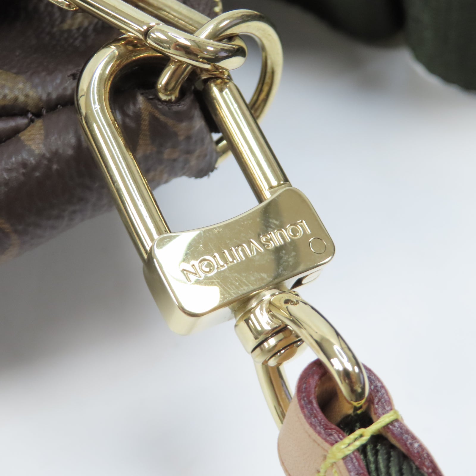 LOUIS VUITTON 【激減優惠】Monogram Multi Pochette金扣肩背袋啡色