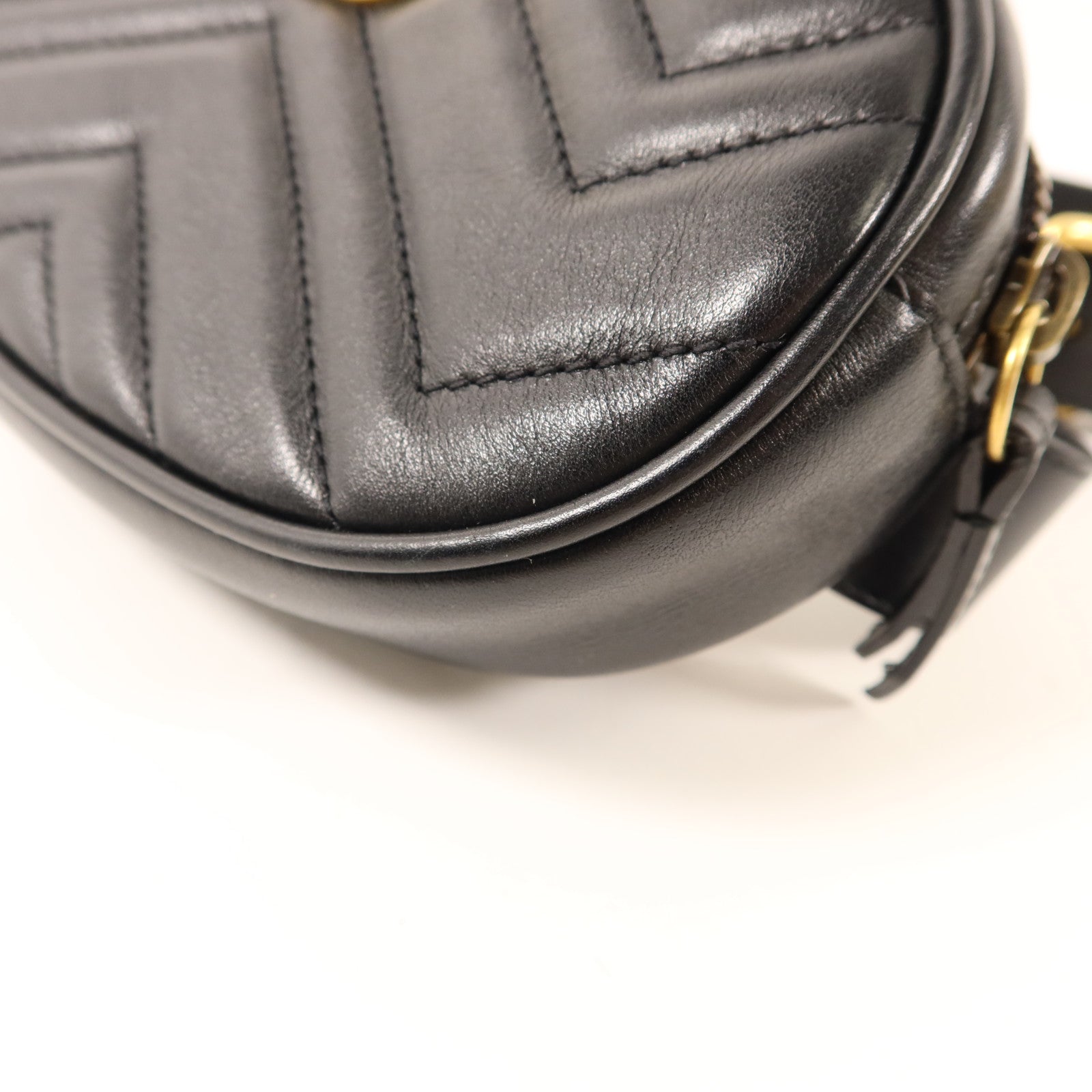 GUCCI 牛皮皮革GG Marmont Belt Bag金扣腰包