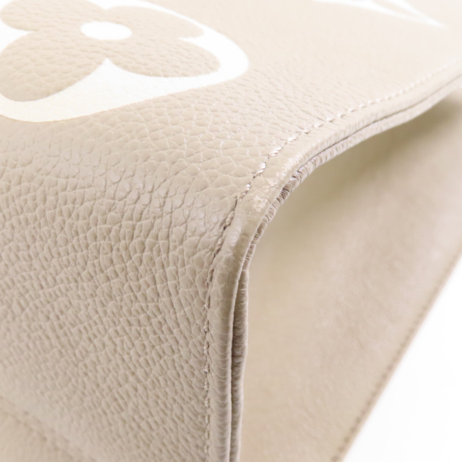 LOUIS VUITTON Monogram Empreinte OnTheGo MM金扣手挽肩背兩用袋米色