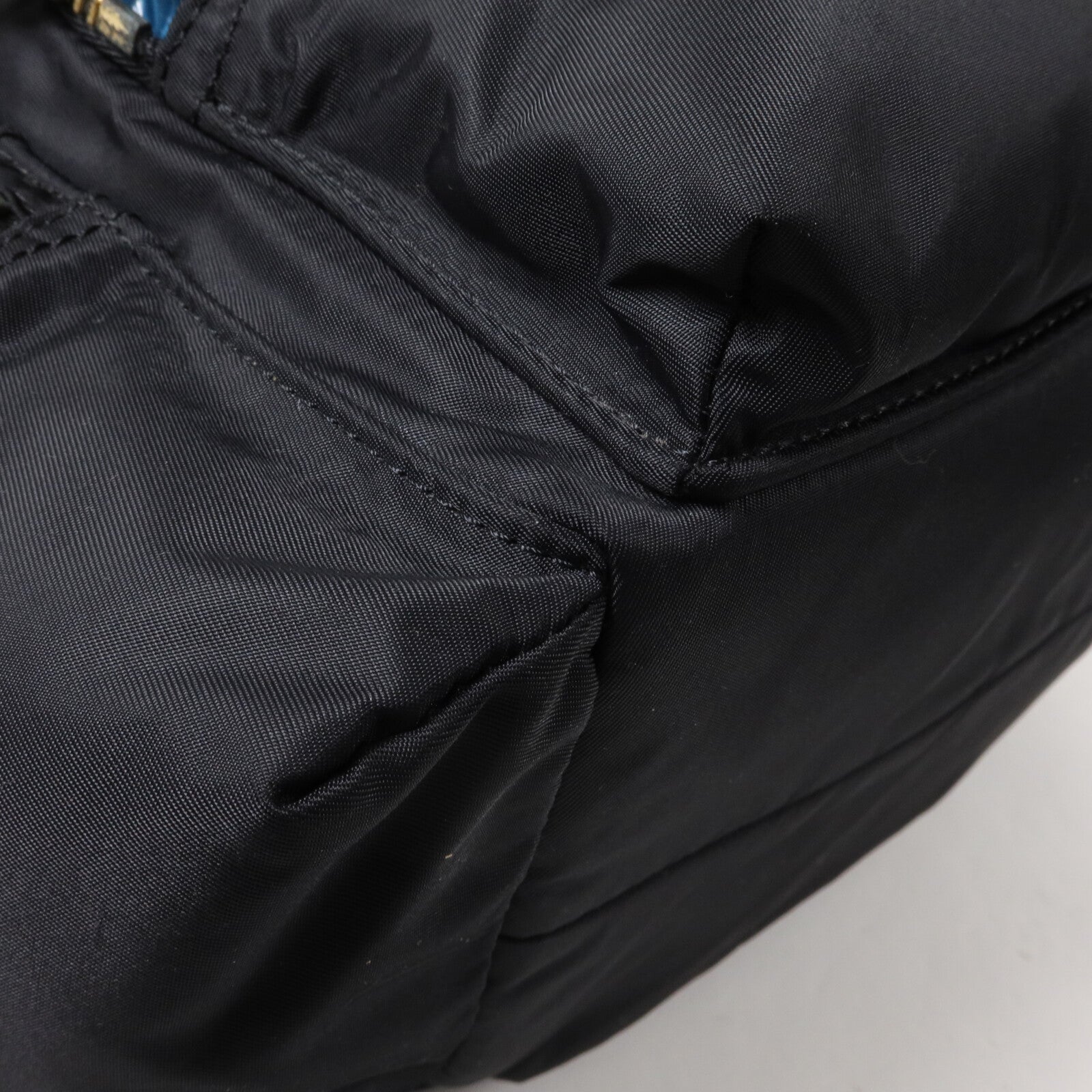 BURBERRY 尼龍Chain Backpack鏈帶背包