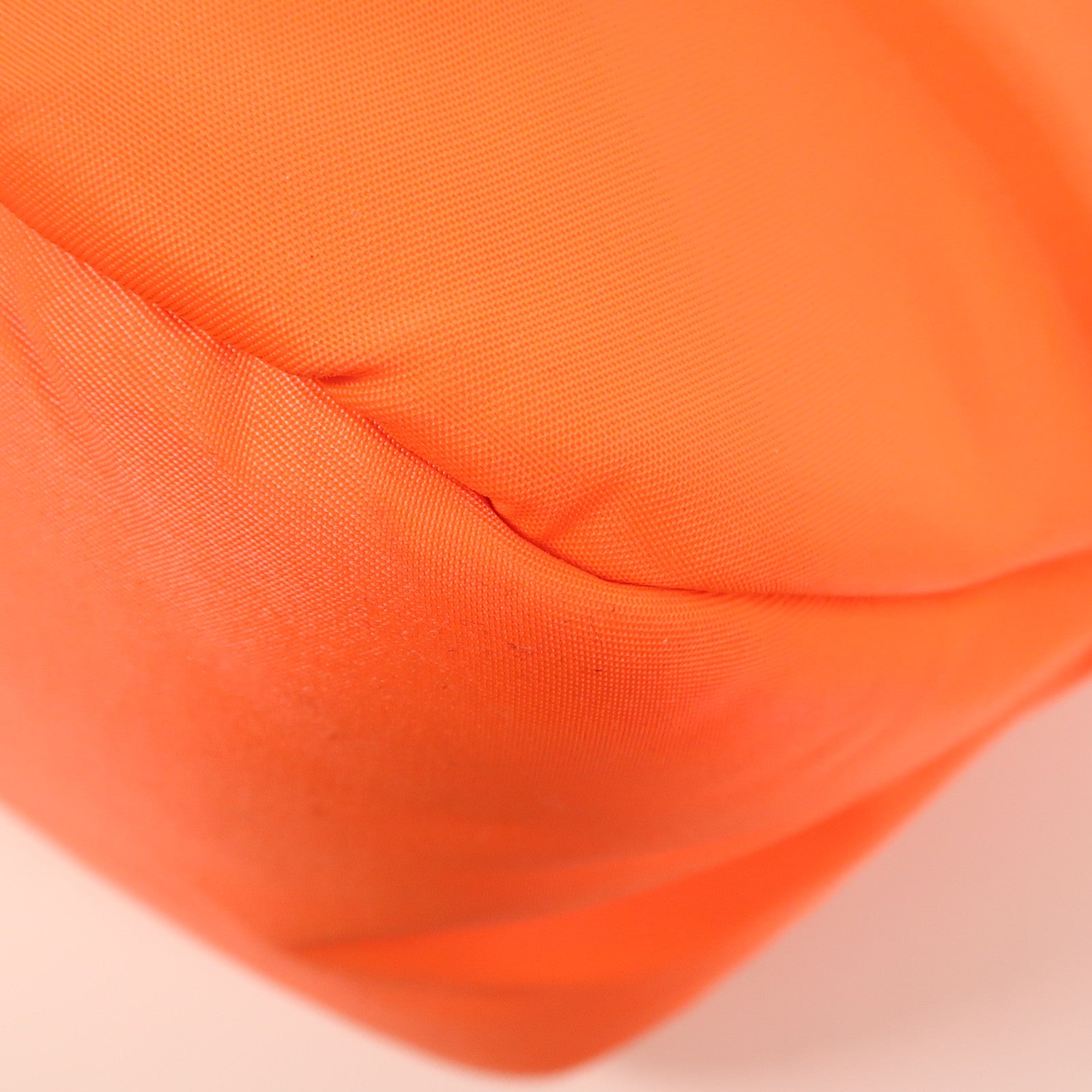 PRADA 尼龍Hand Bag銀扣手挽肩背兩用袋