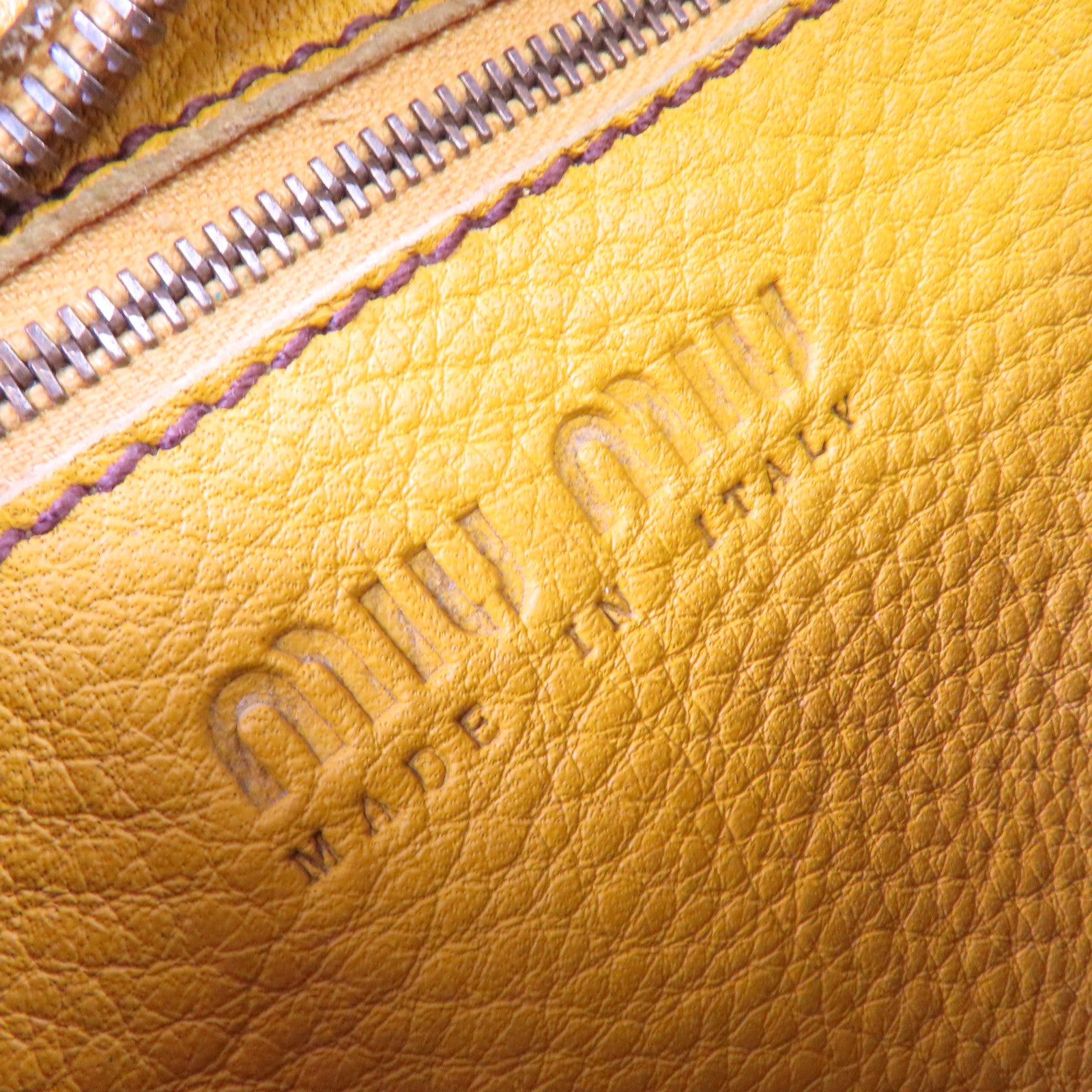 Miu Miu 牛皮皮革Shoulder Bag肩背袋黃色