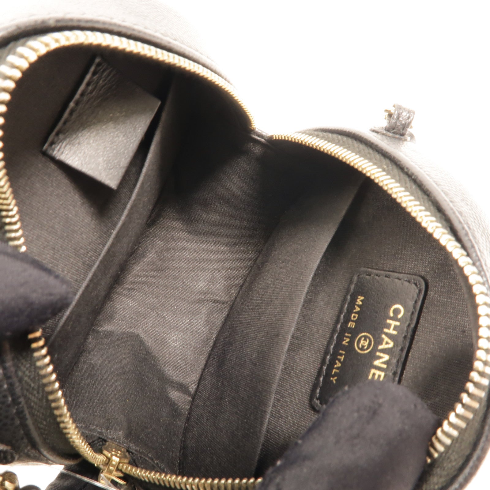 CHANEL 牛皮皮革Round CC Filigree Bag肩背袋