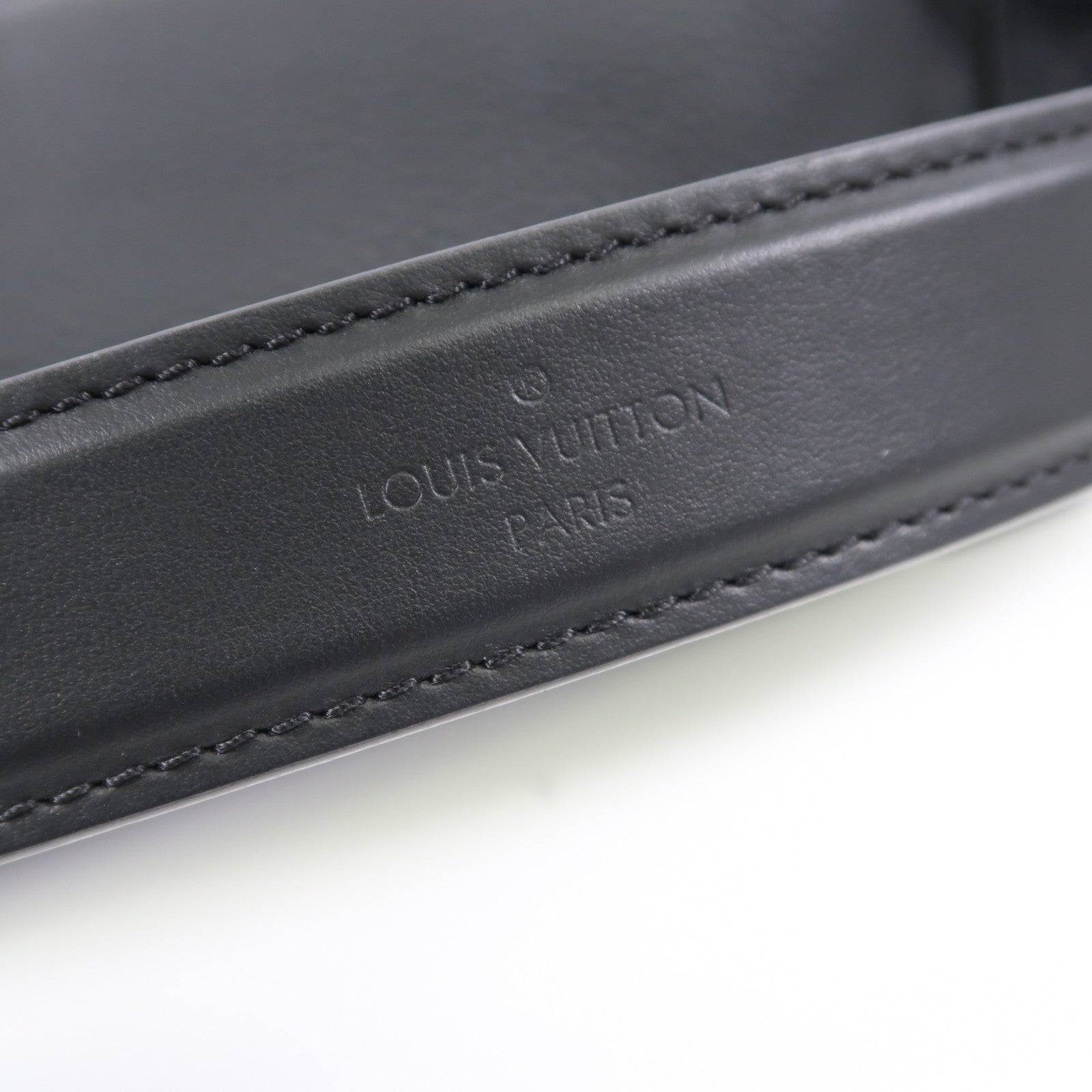 LOUIS VUITTON 牛皮皮革Side Trunk MM黑扣手挽肩背兩用袋
