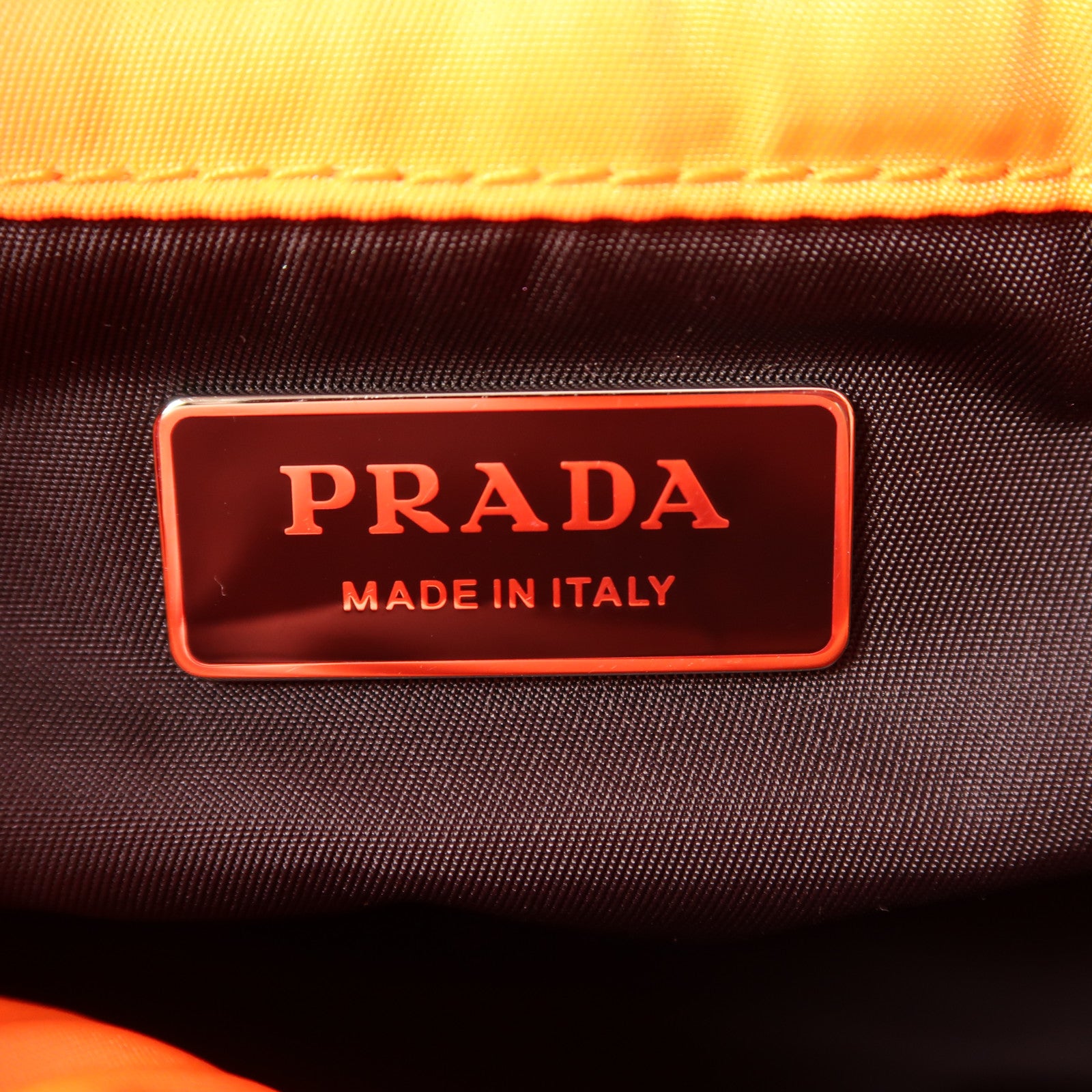 PRADA 尼龍Hand Bag銀扣手挽肩背兩用袋
